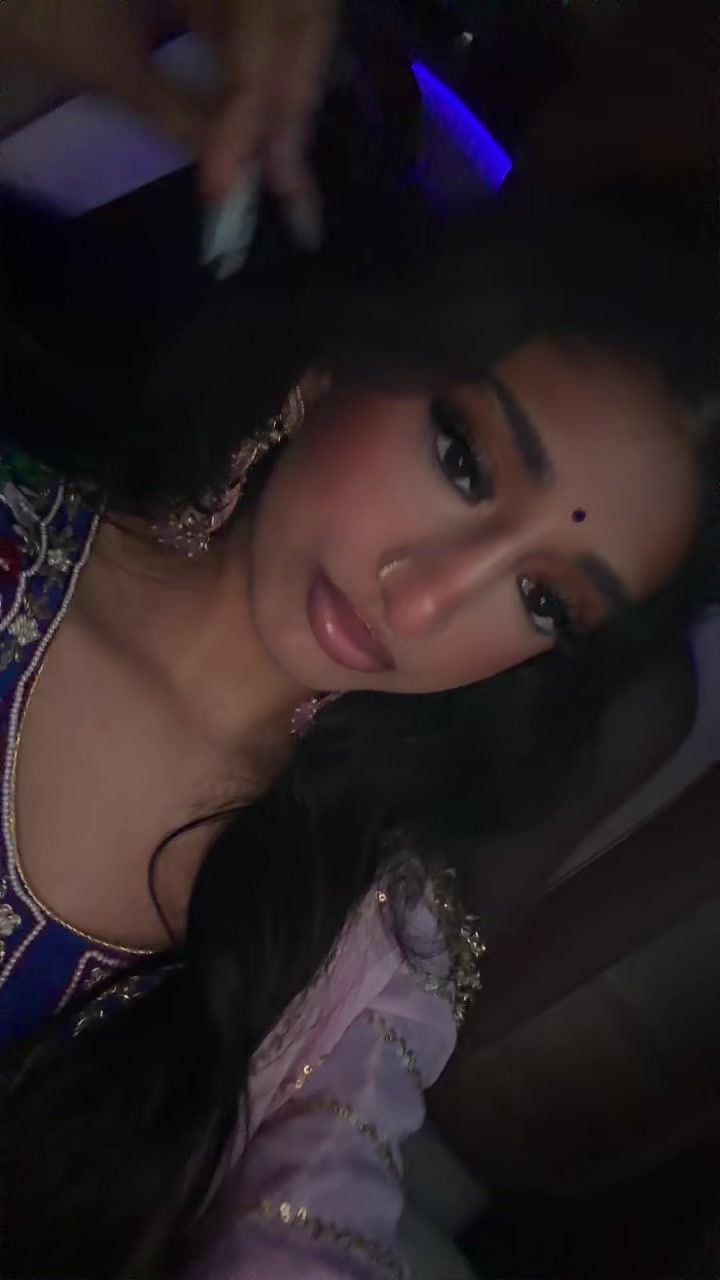@diya😜