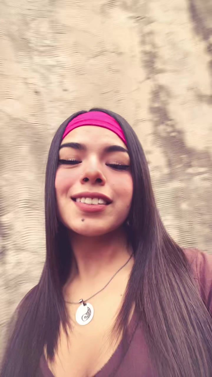 @Candela Roman☦️📿🔮
