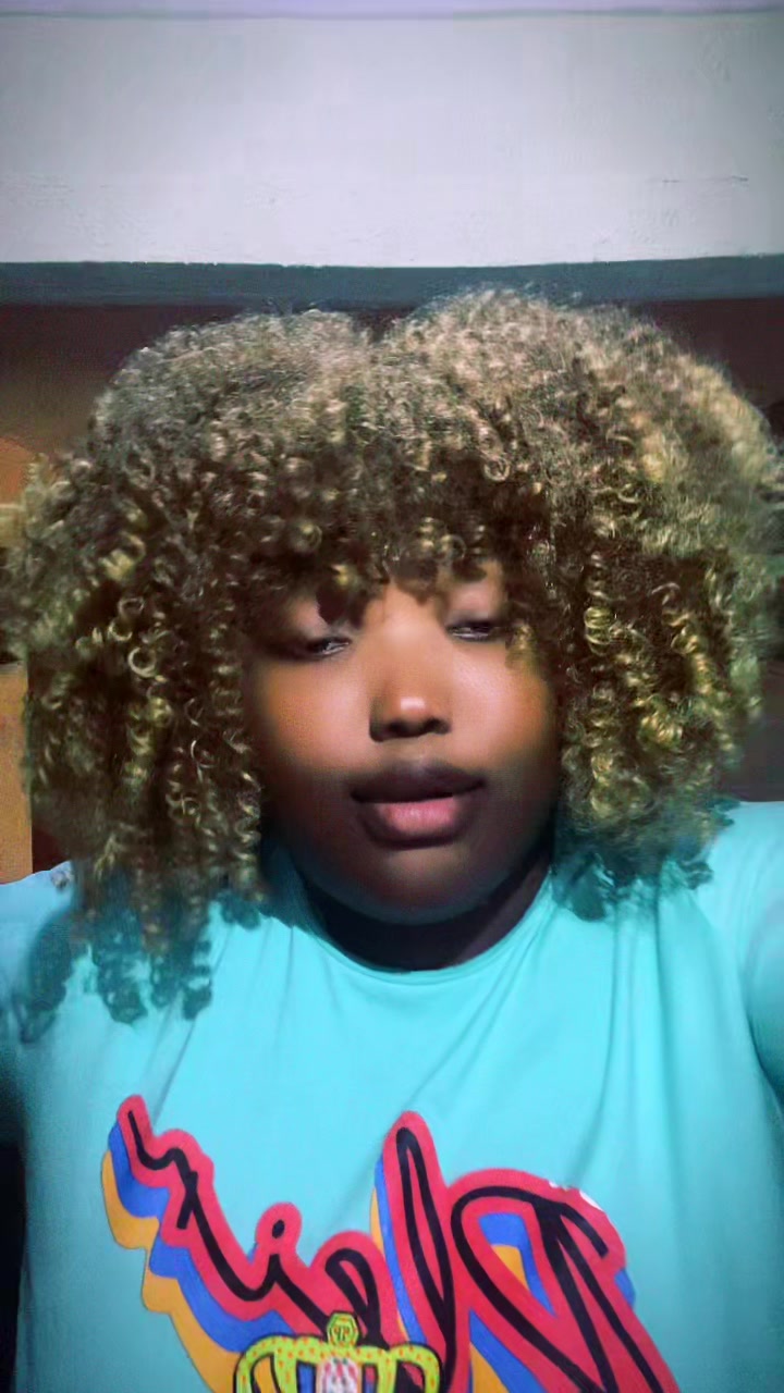 @Fameuse