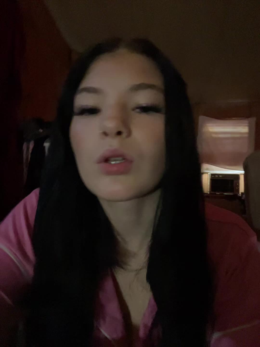 @🤫