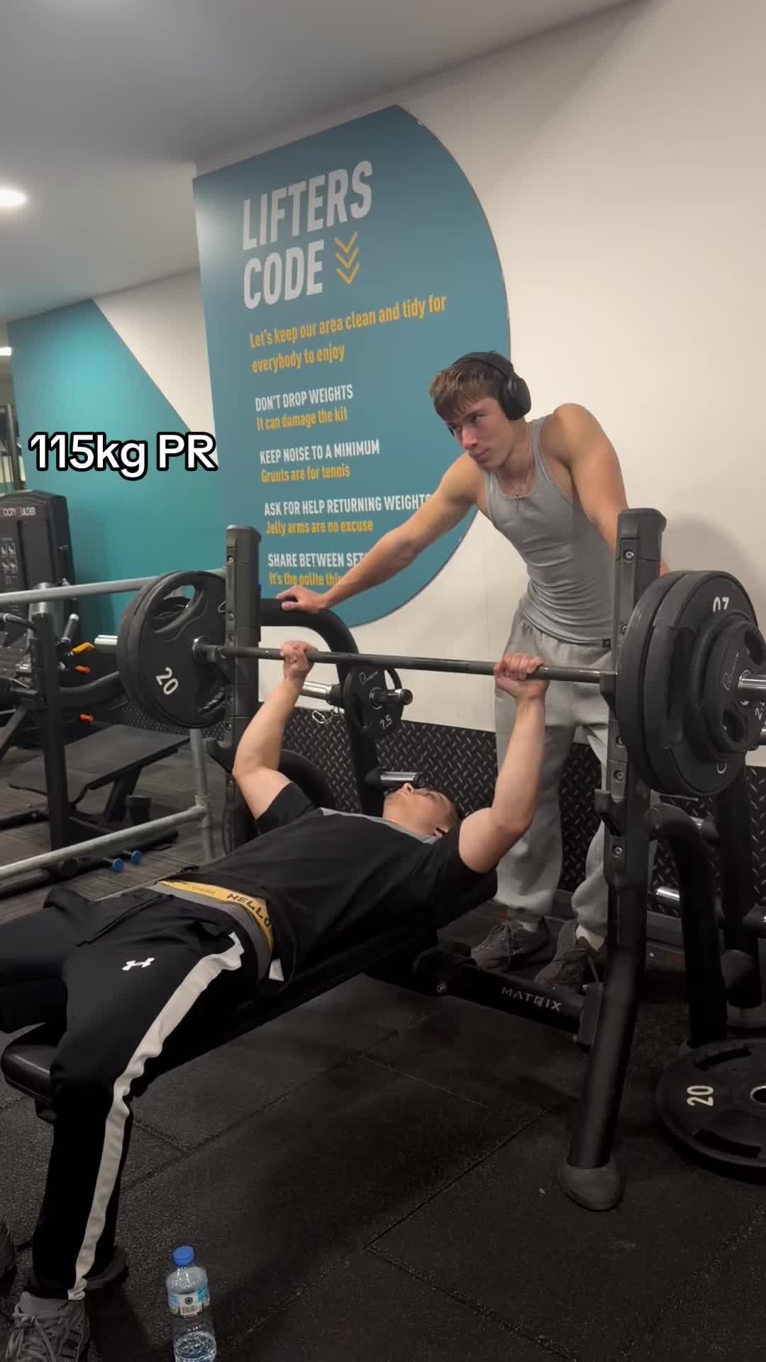 @justliftingheavyweights