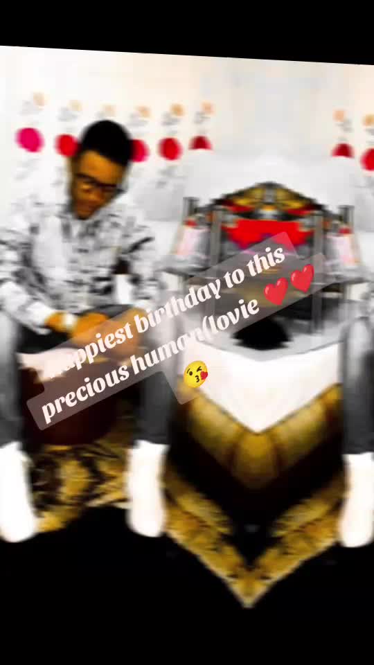 @🍷