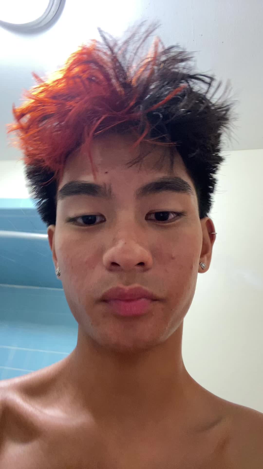 @Cj