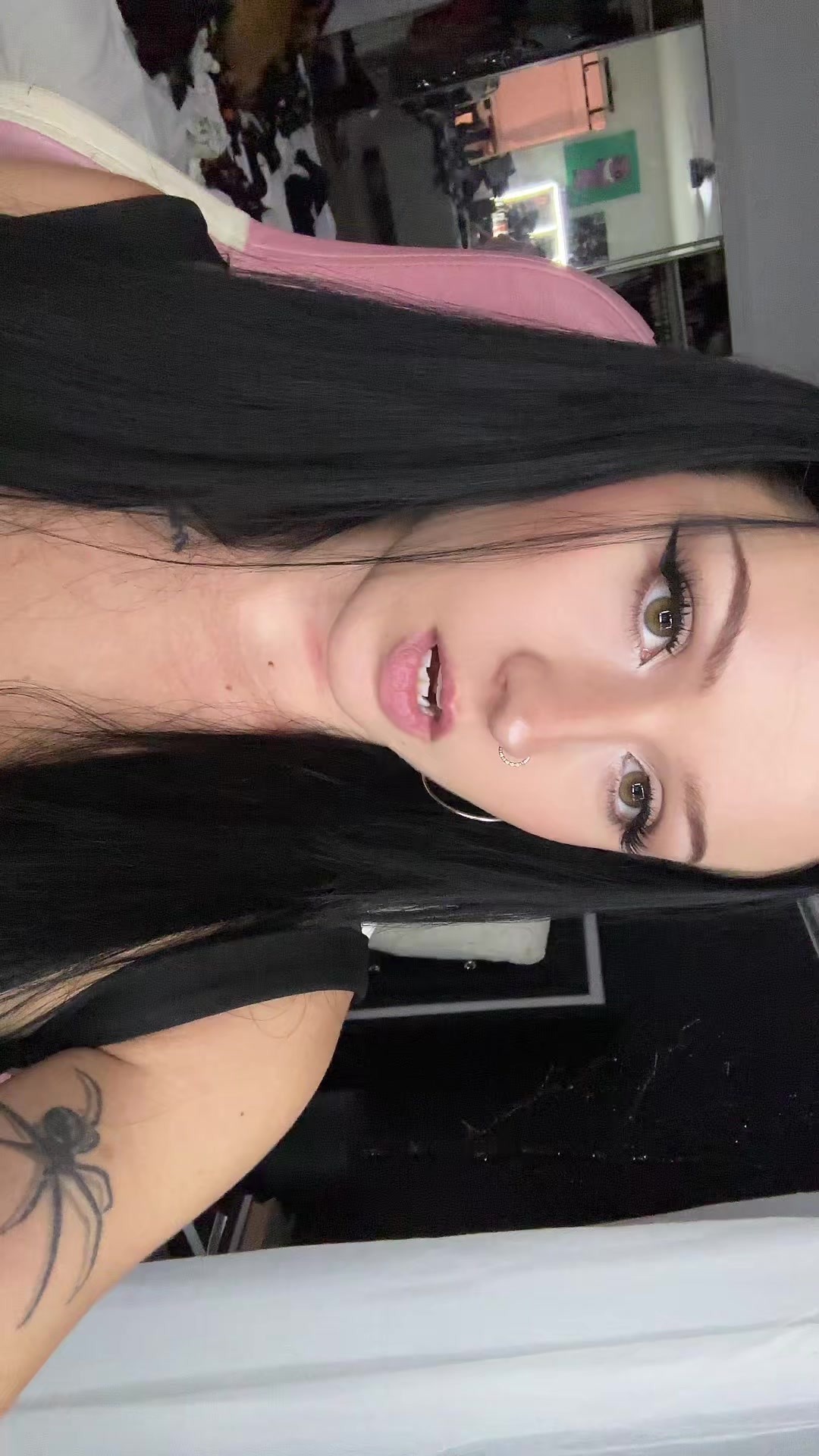 @justcharlyy_