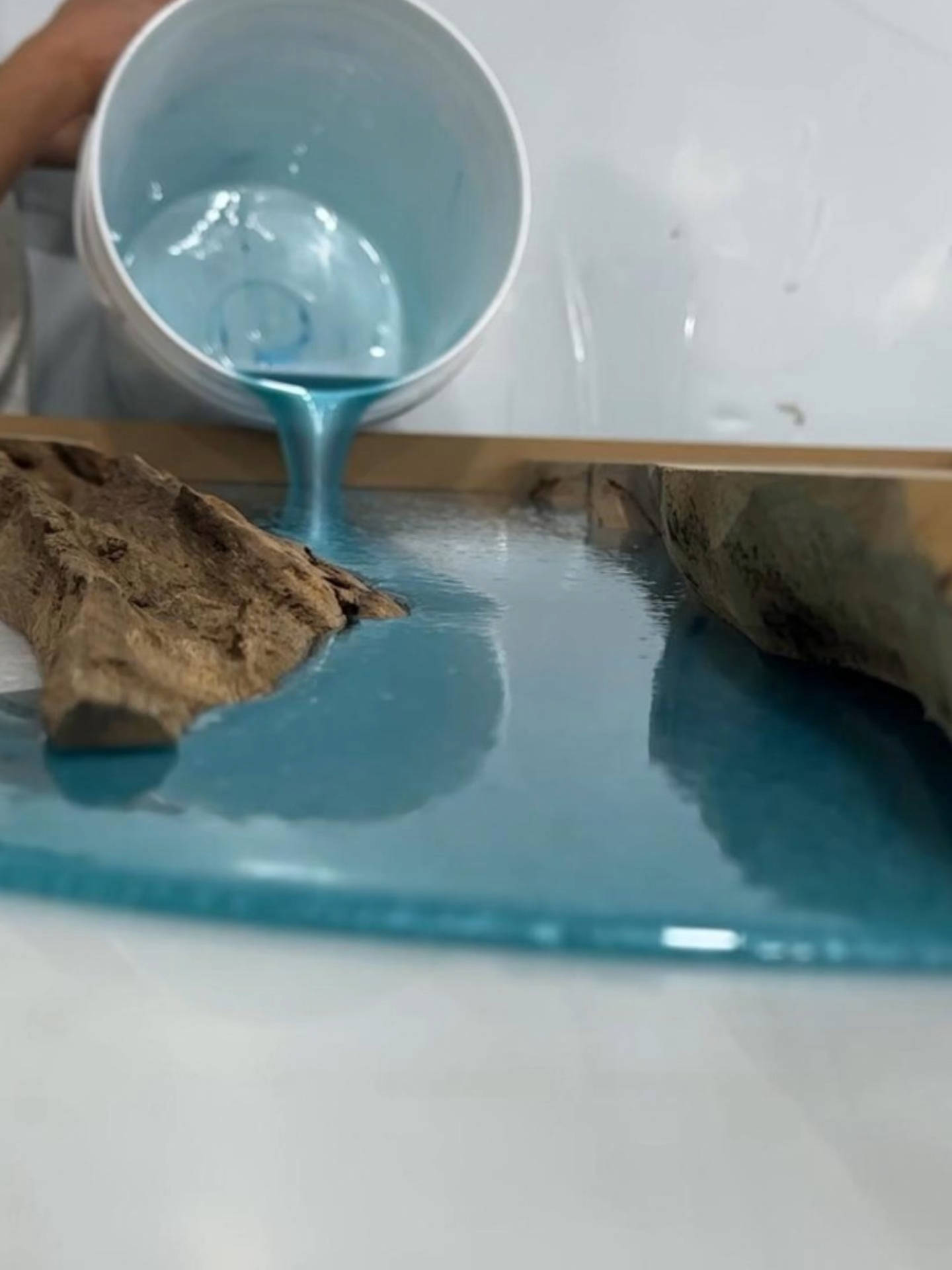@Sakura Resin Tables