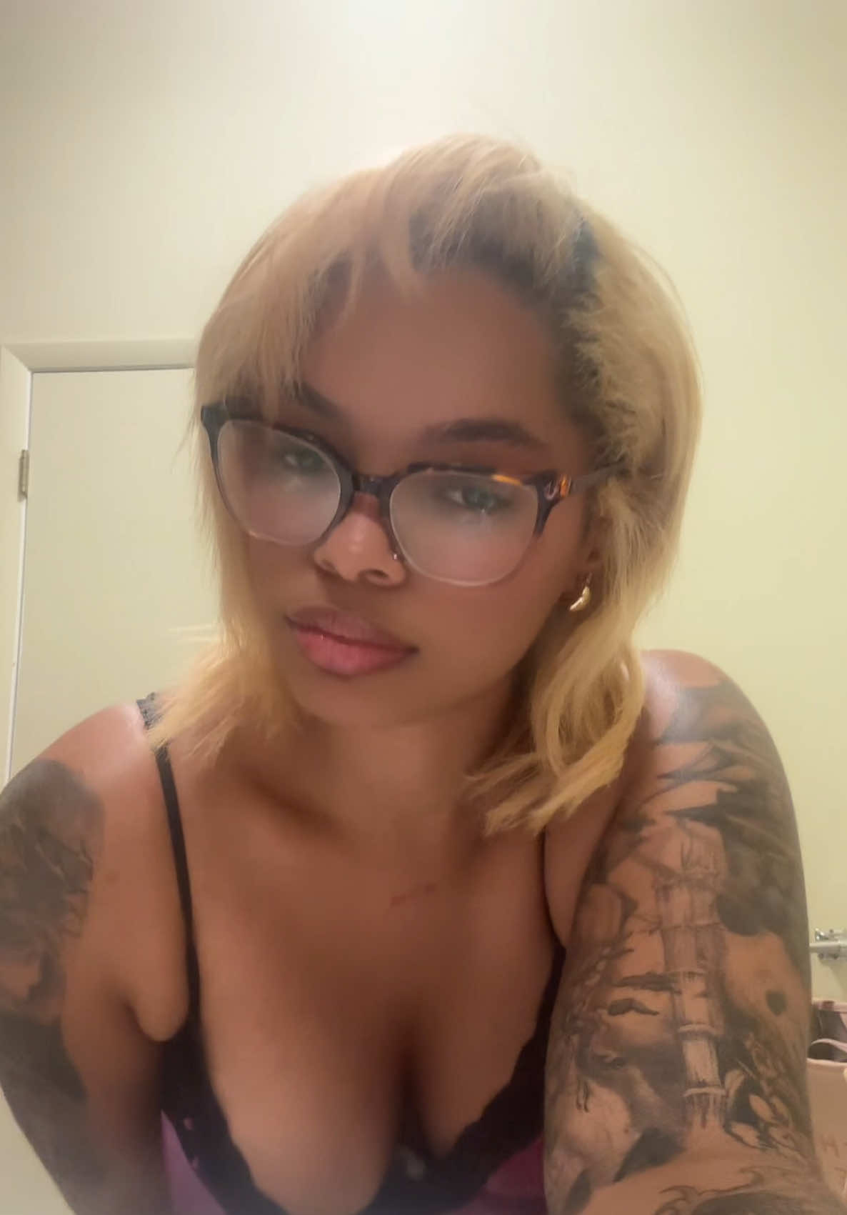 @1OF1🪷.