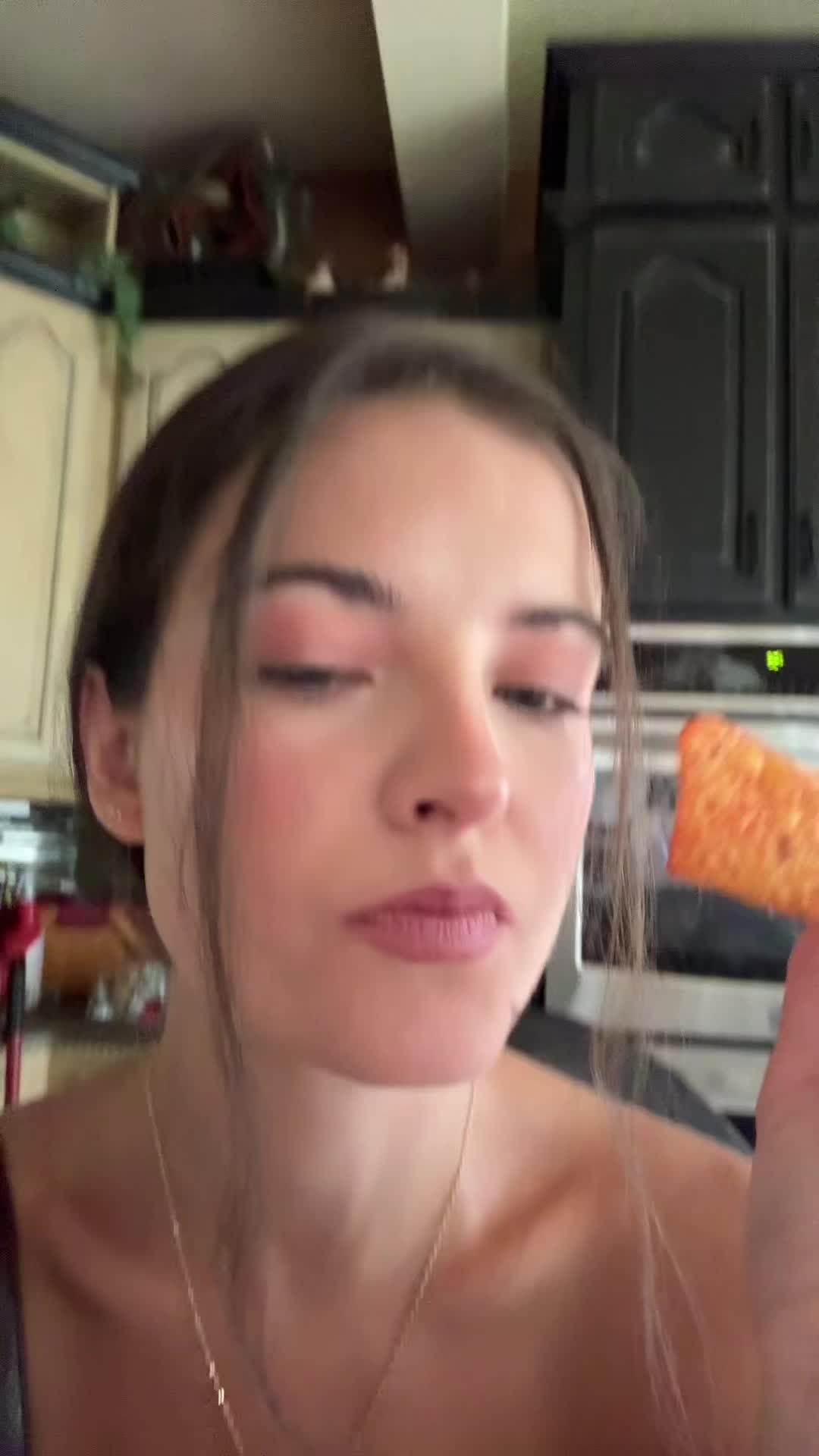 @Brooke Hyland
