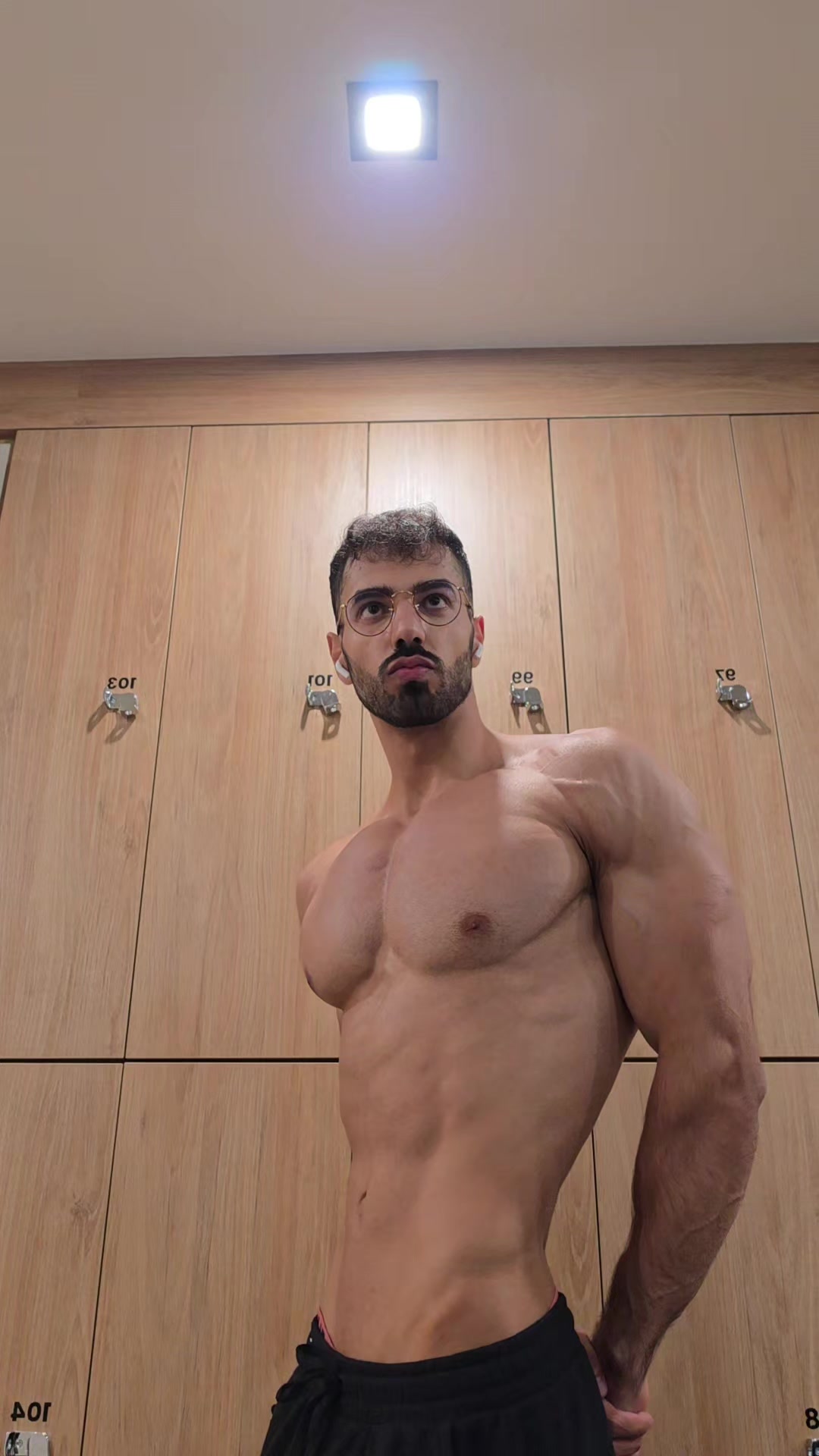 @Prettyfaisal