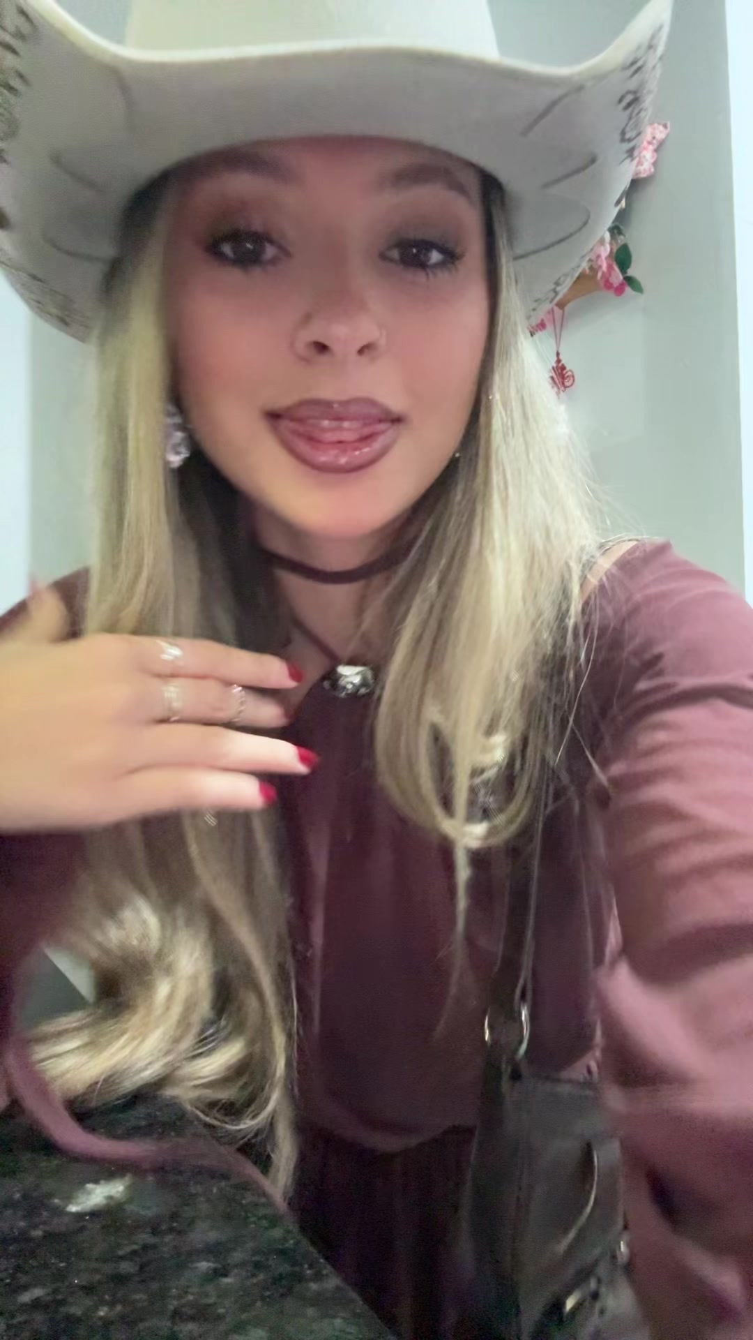 @clarinha.