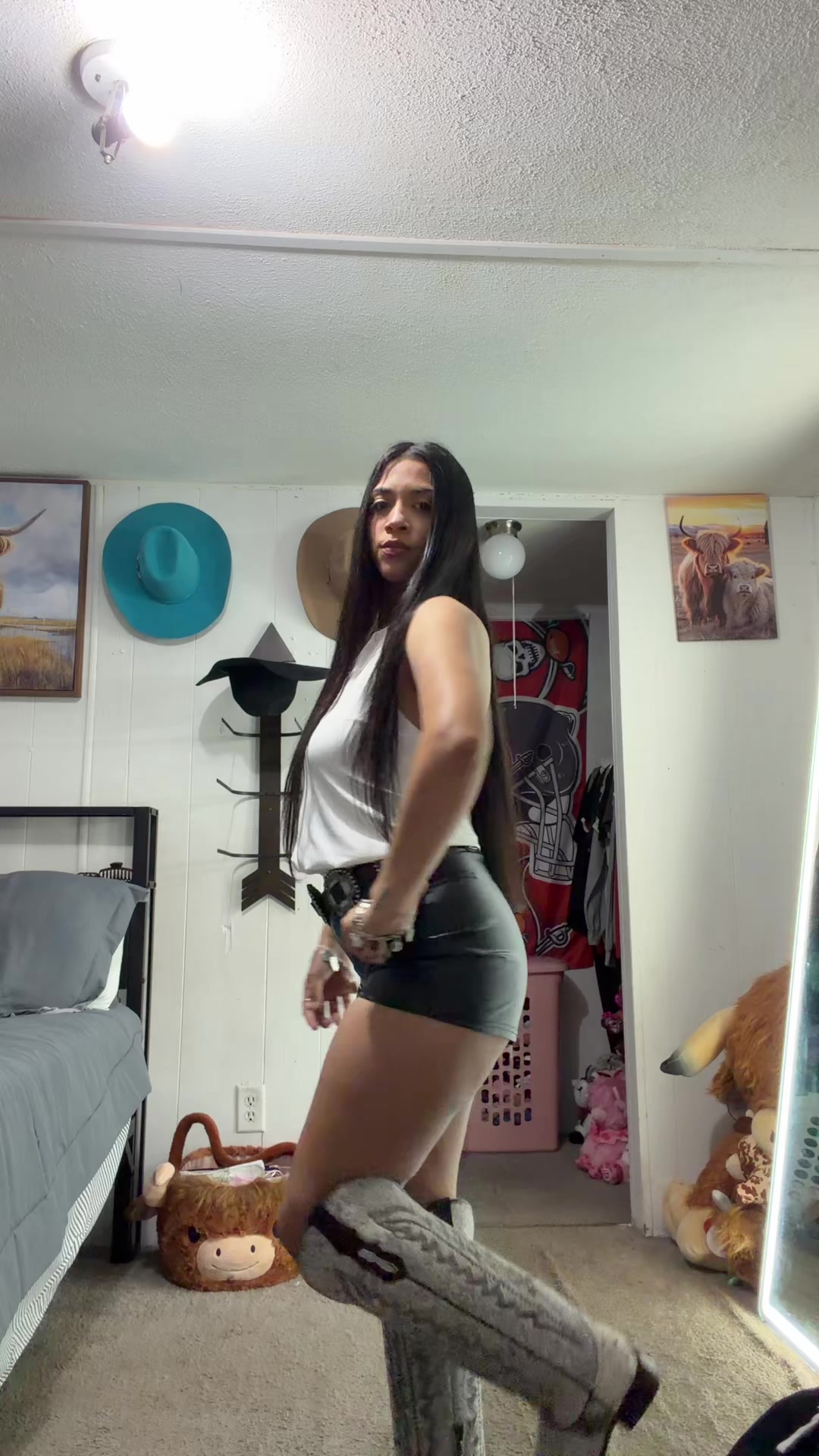 @almightyy.nneeyy