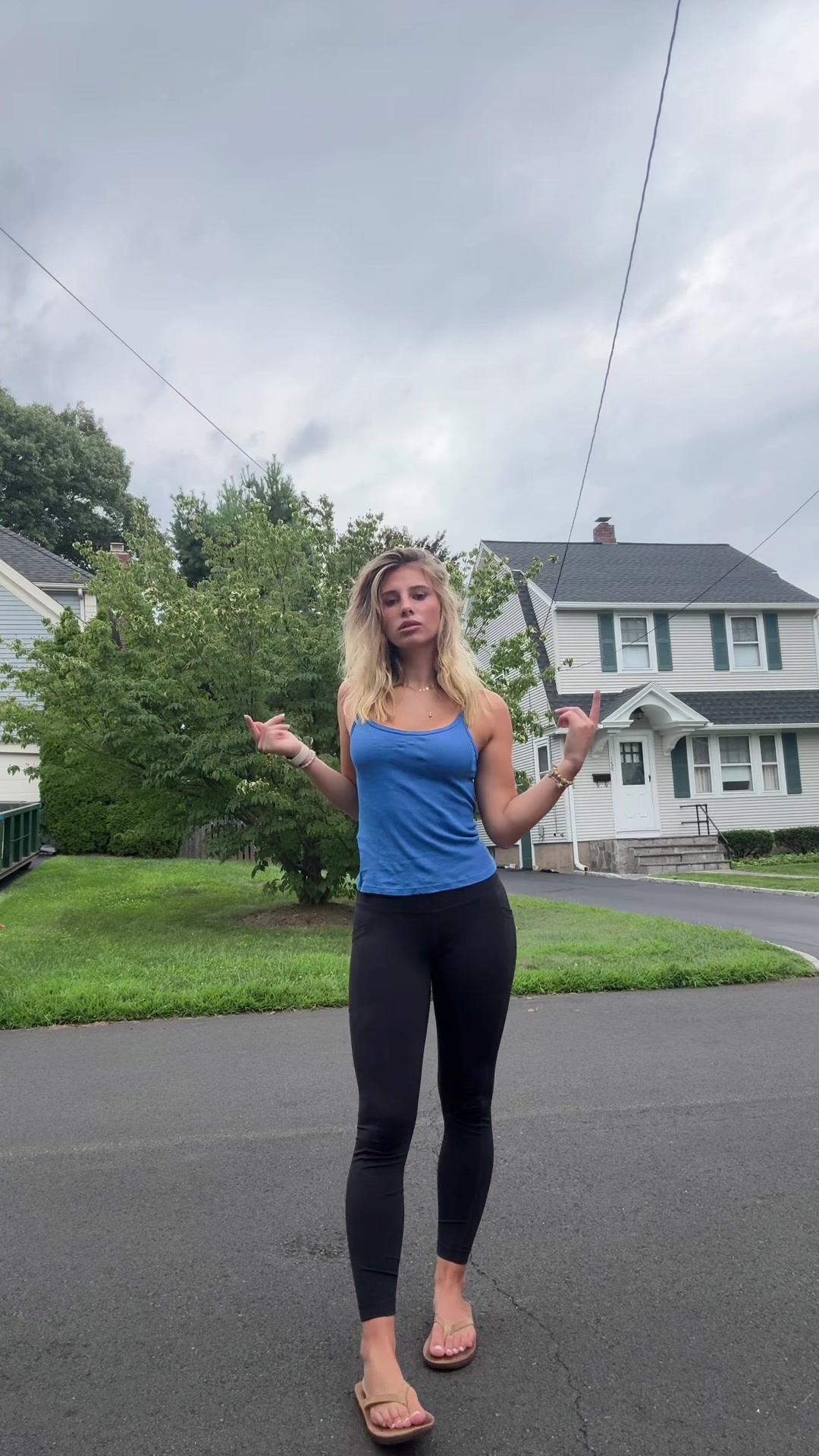 @hi