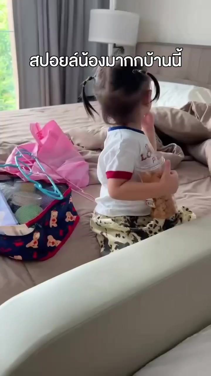 @แฝดโซลโมเน่👶🏻 👧🏻(ช่องจริง)