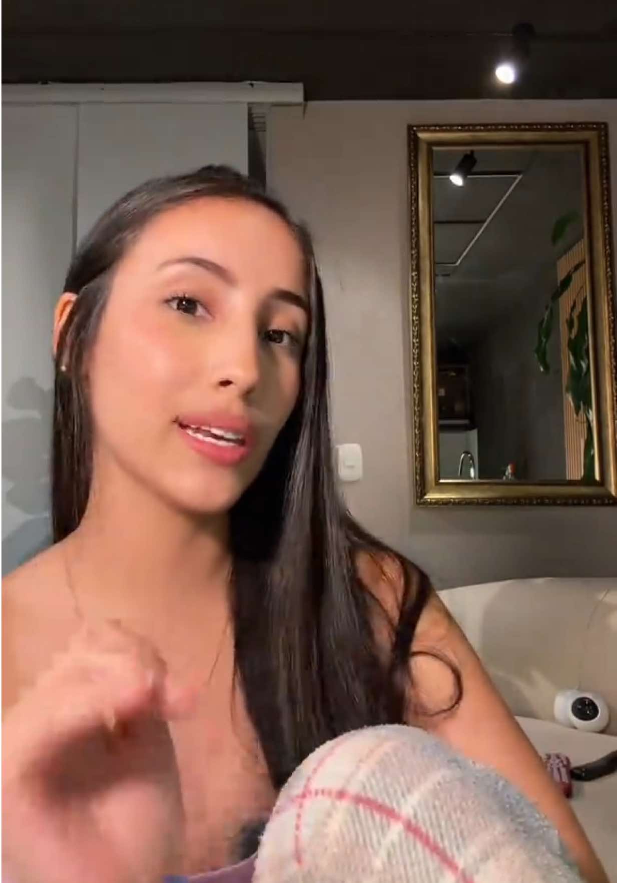 @isabellapiedrahitaa