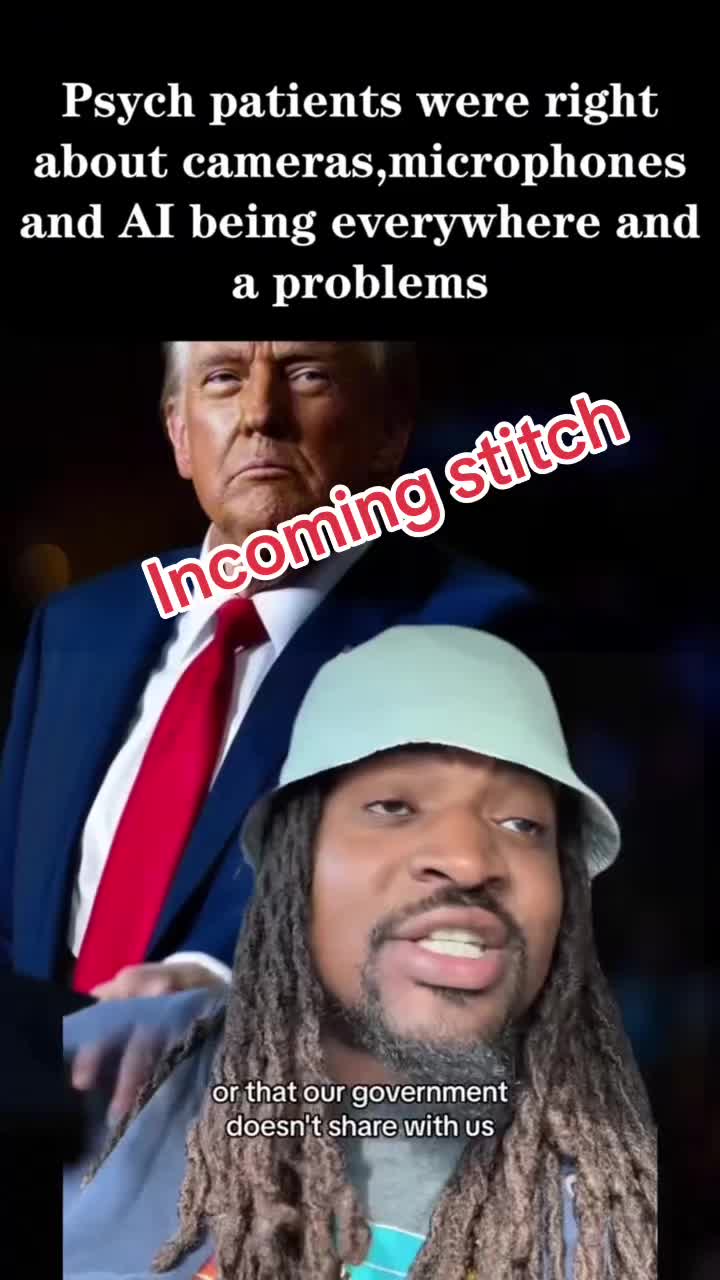 @ShelliSitsWeirdly