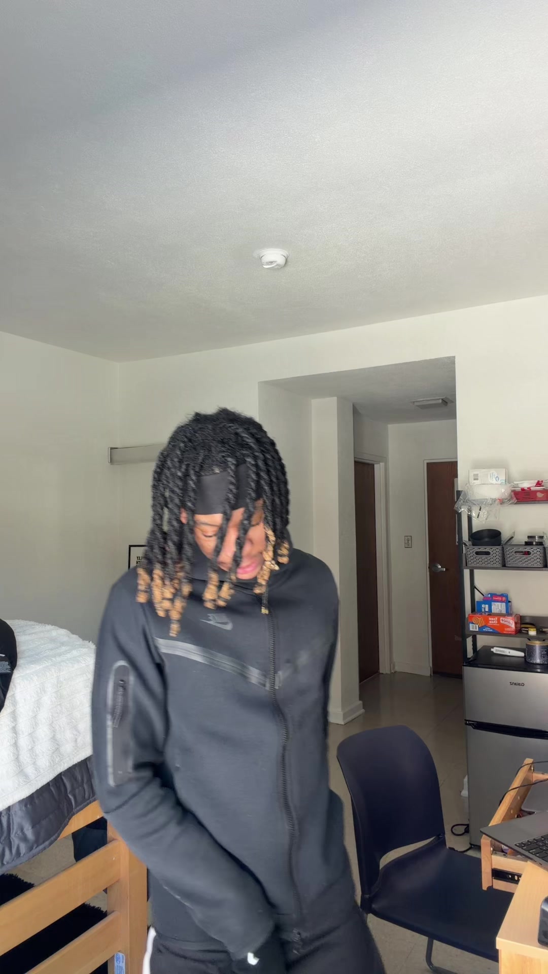 @privlifeofzay