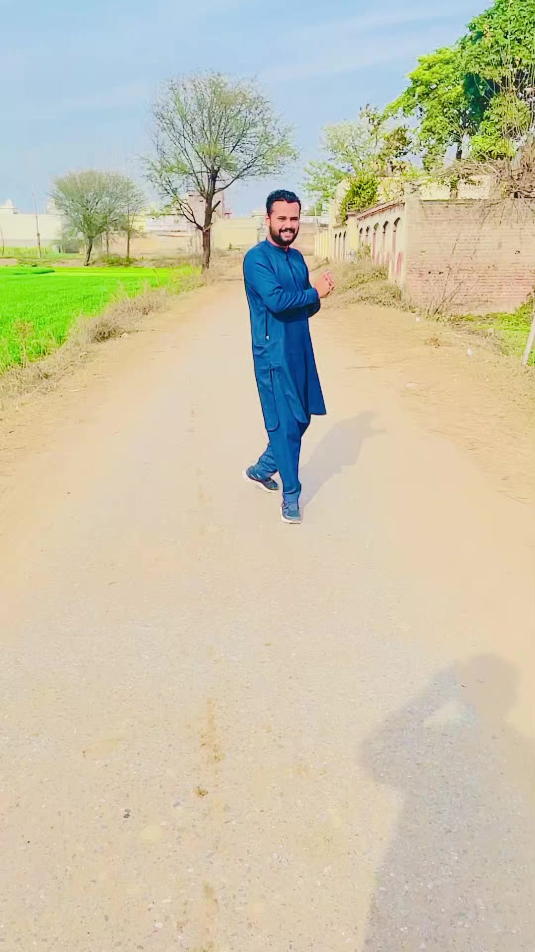 @🦋Muneeb Ali🦋