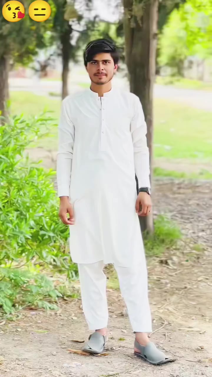 @𝗗𝗶𝗺𝗽𝗹𝗲 𝗯𝗼𝘆 💙