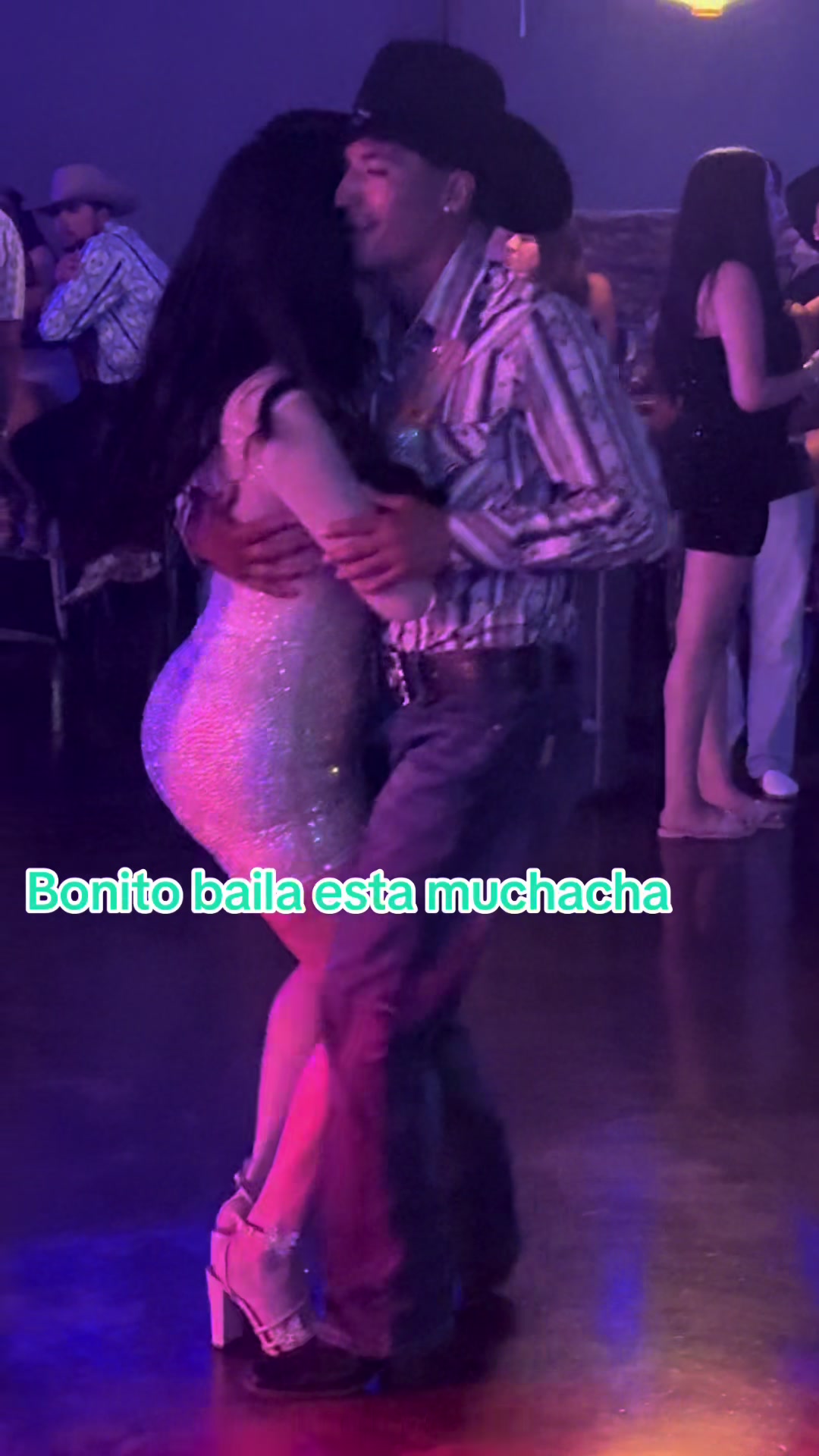 @Ramón Cortes