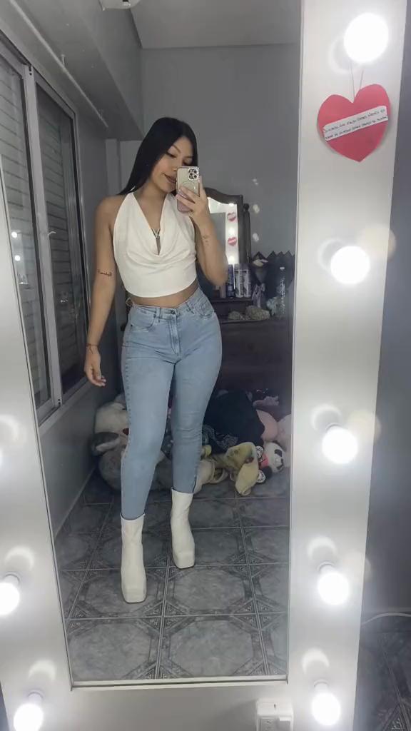 @ᴍᴇʟ🦋