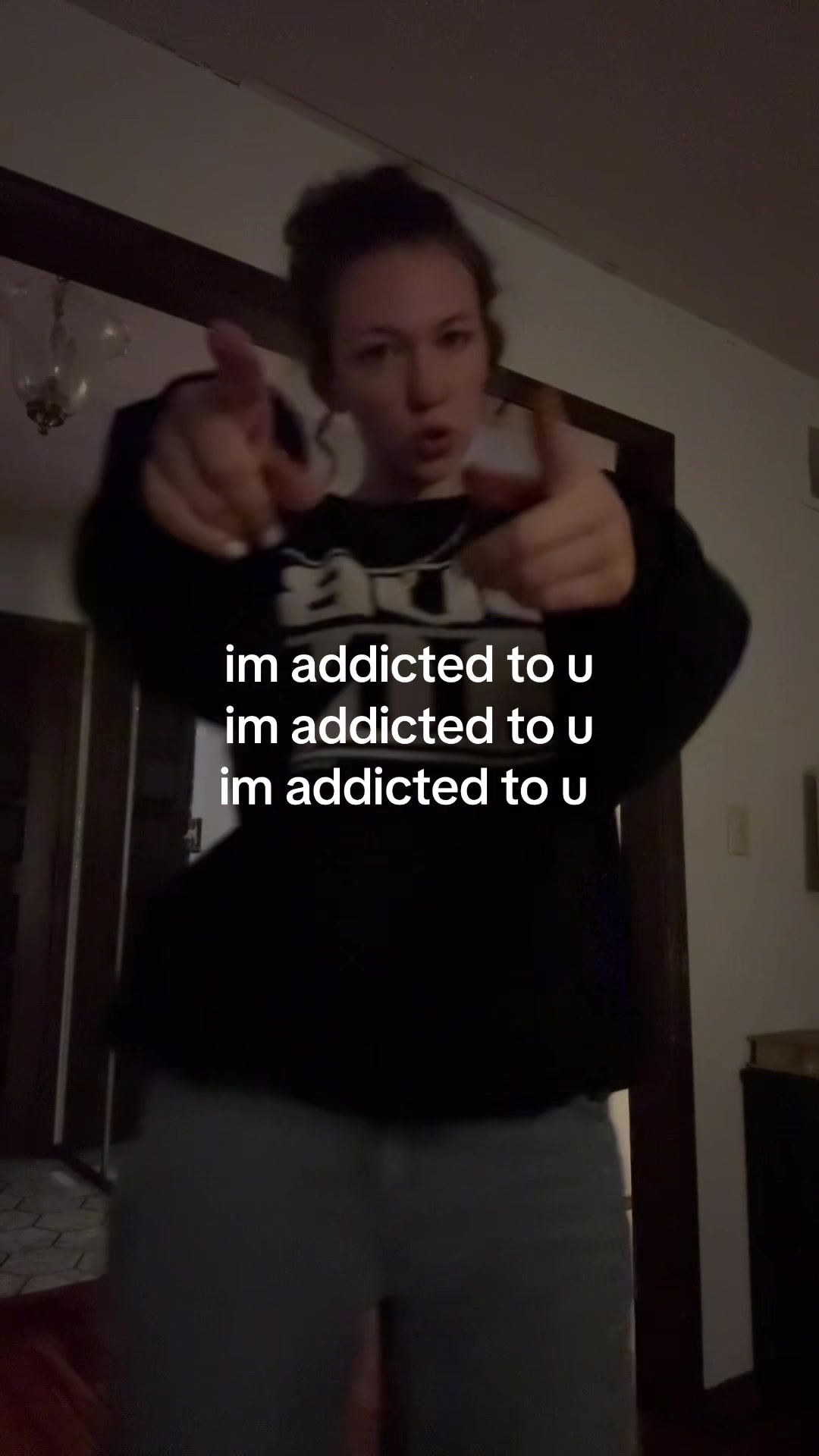 @๐๐ v