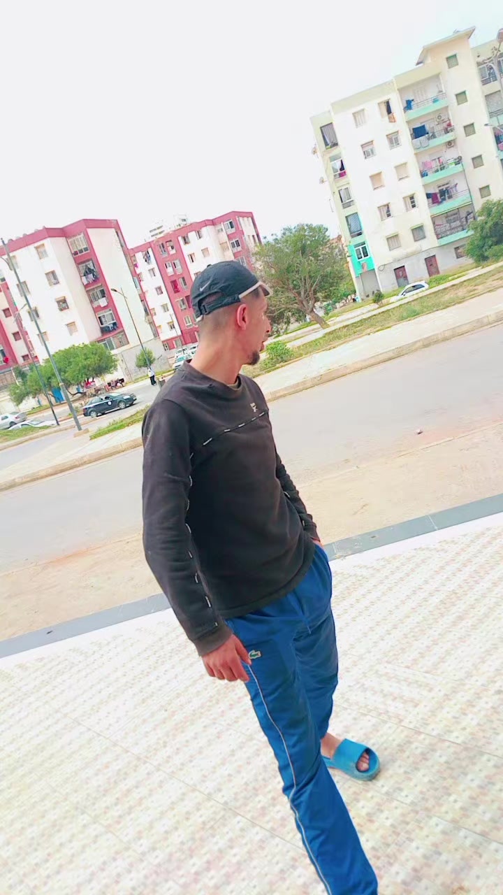 @Ghoutii Waliddoo
