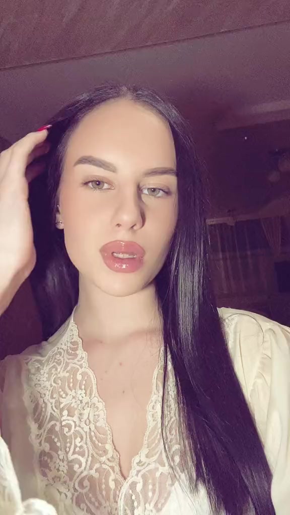 @симона