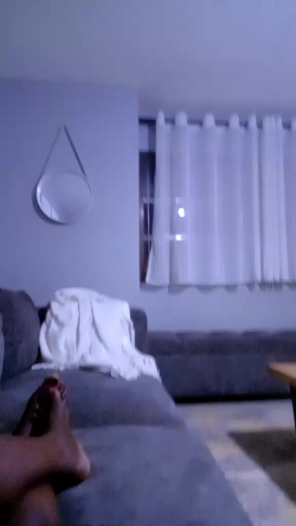 @AnnahRiziki