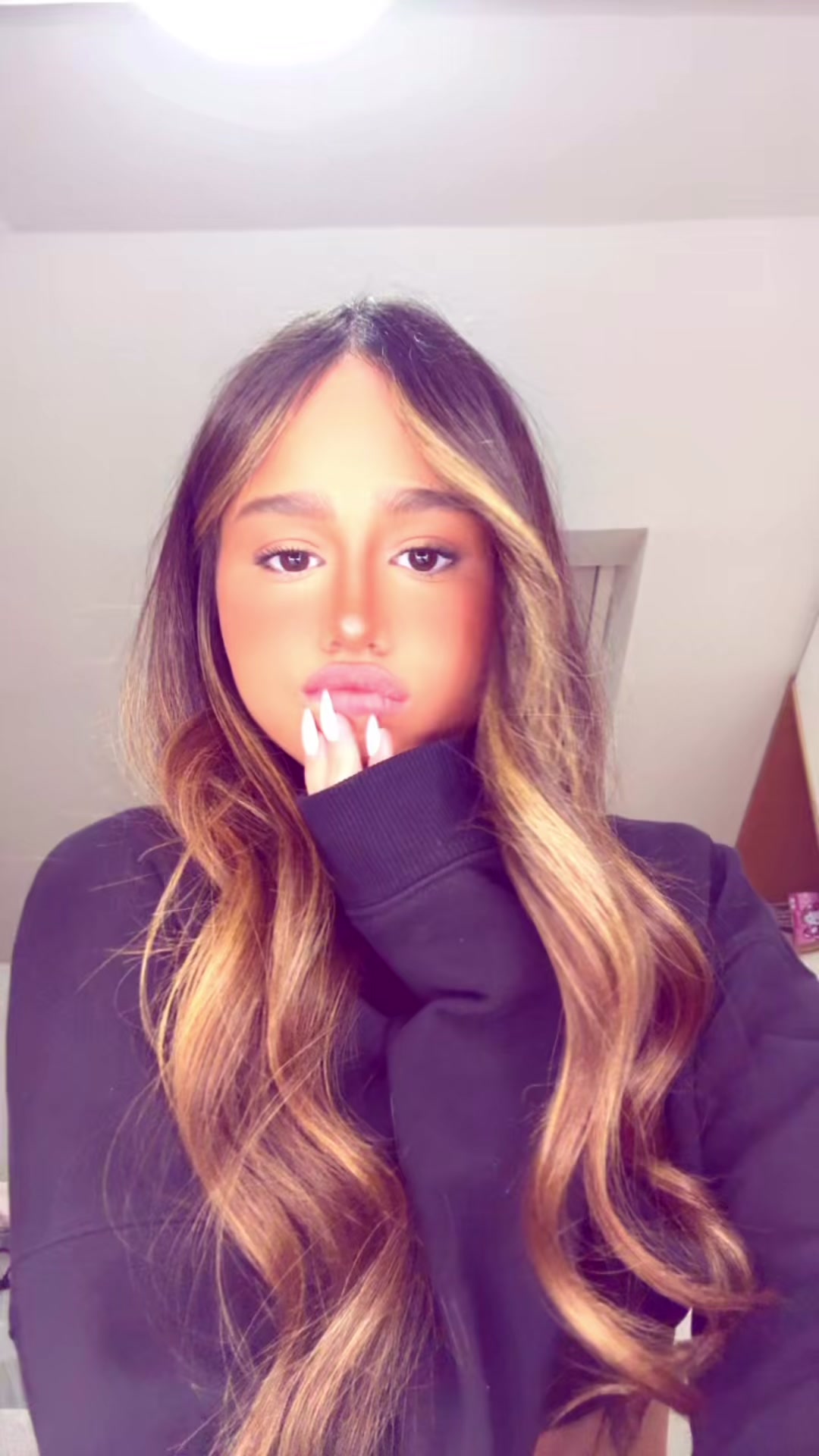 @𝐋𝐈𝐀𝐍 𝐇𝐀𝐒𝐒𝐎𝐍