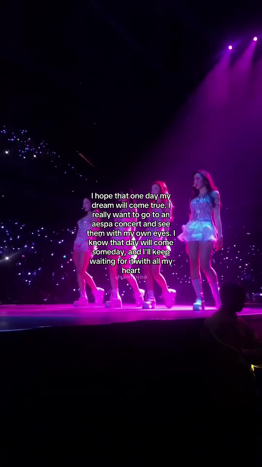 @KARINA