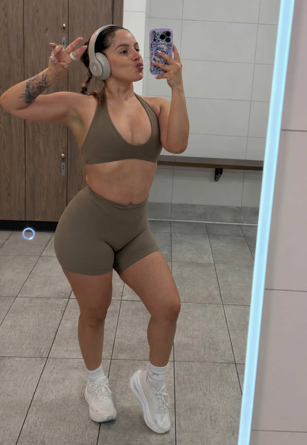 @Move.withAnnabel