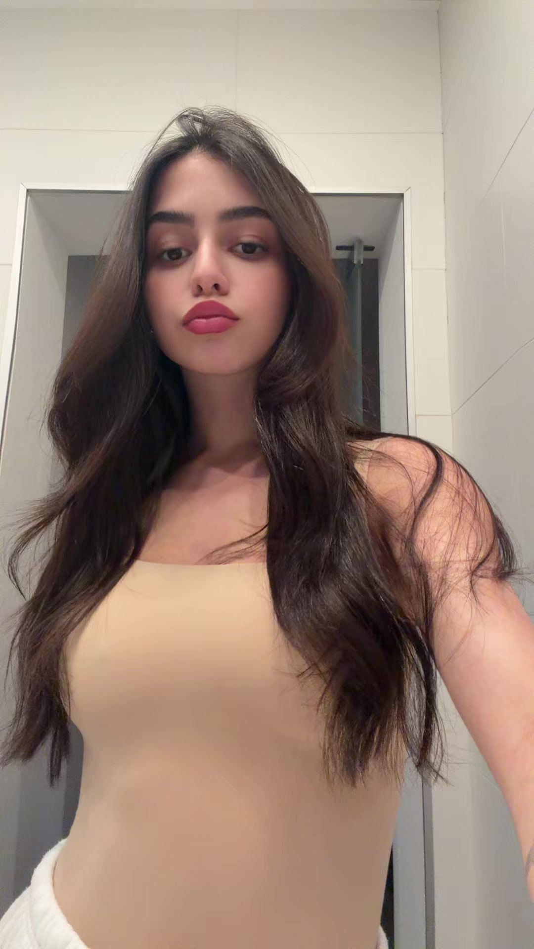 @lliacohav