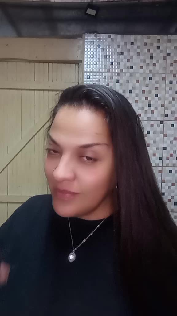 @Vanessa Siqueira ⚡💜❤️