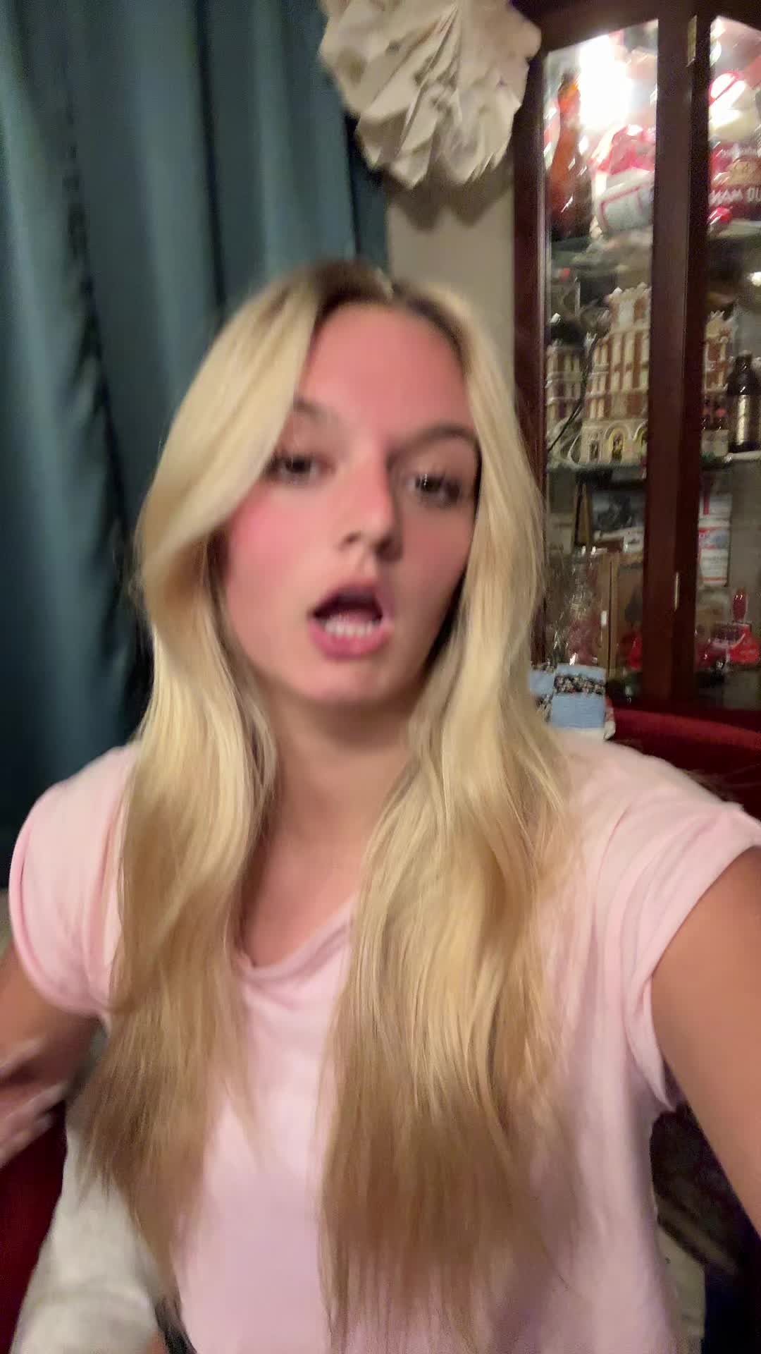 @caylie