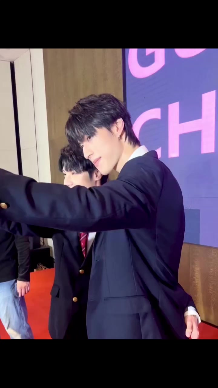@โCHANCE._.GUNOโ{๐๐}โธโถ
