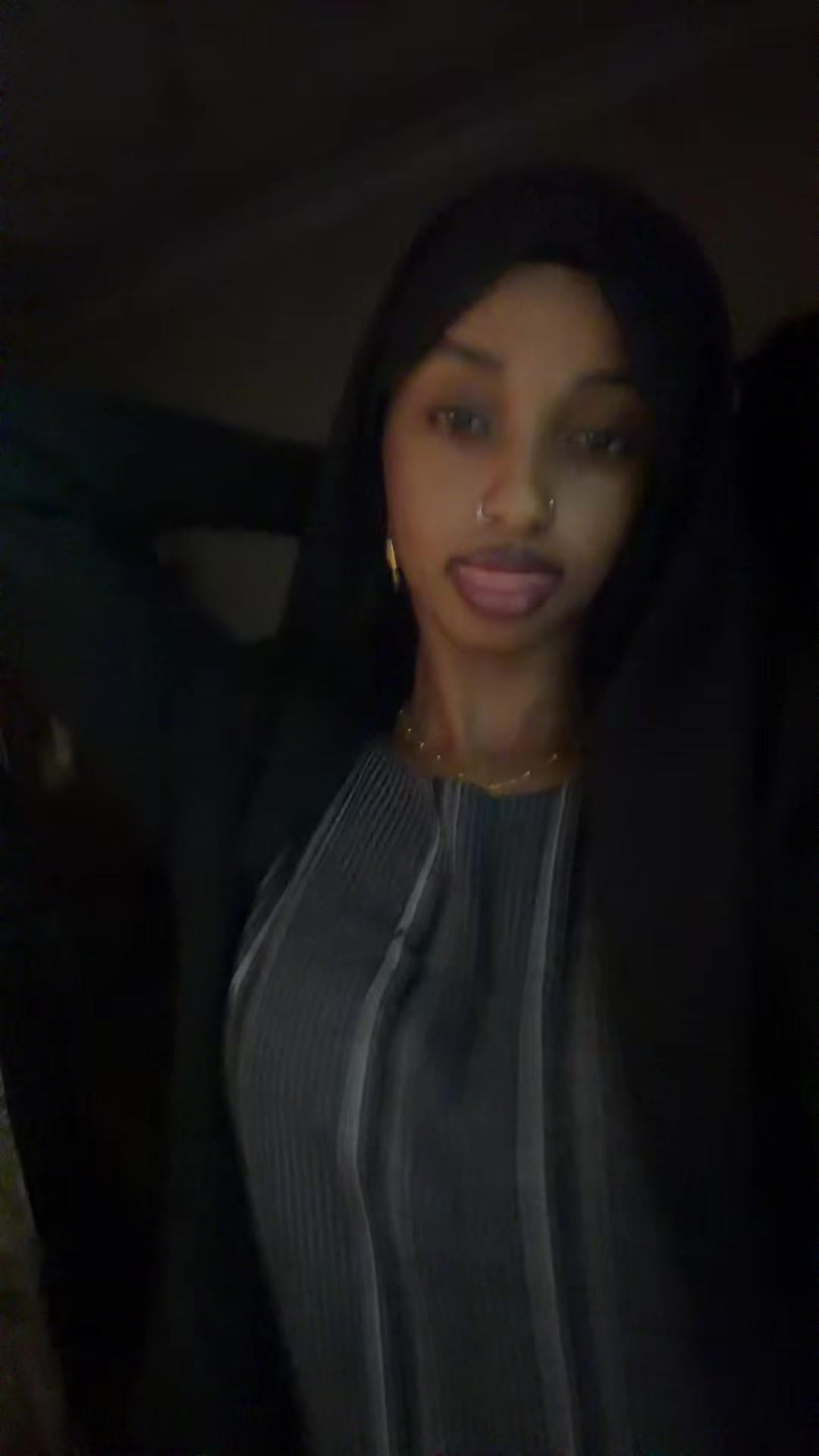 @simaneyyyᥫ᭡