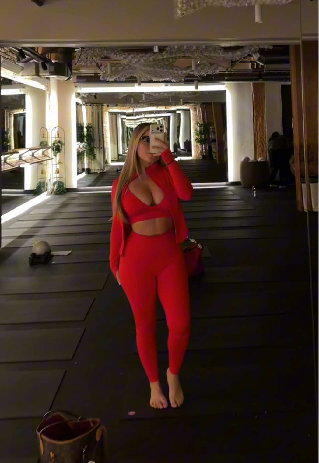 @elodisabel_
