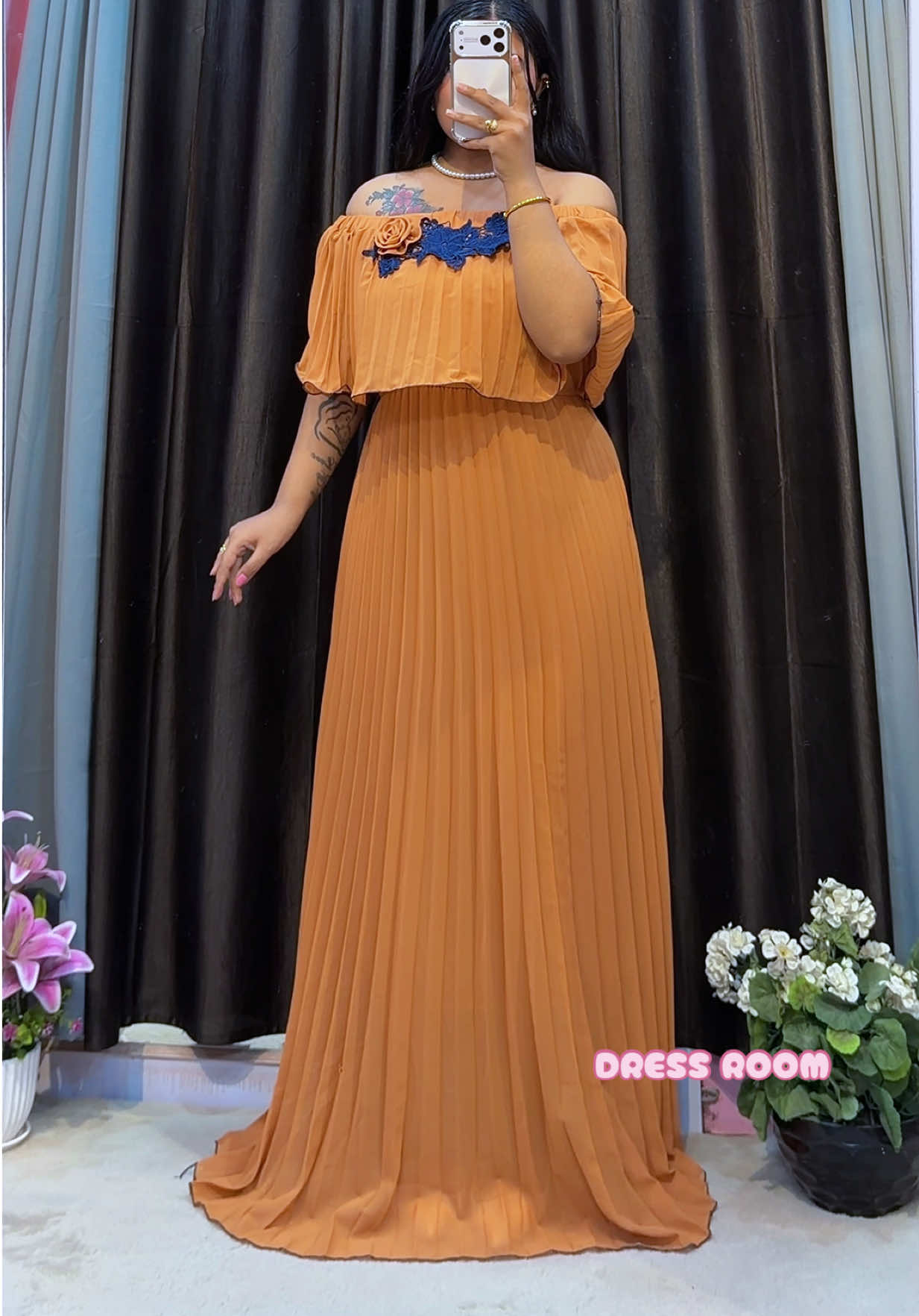 @Dress_Room_Official