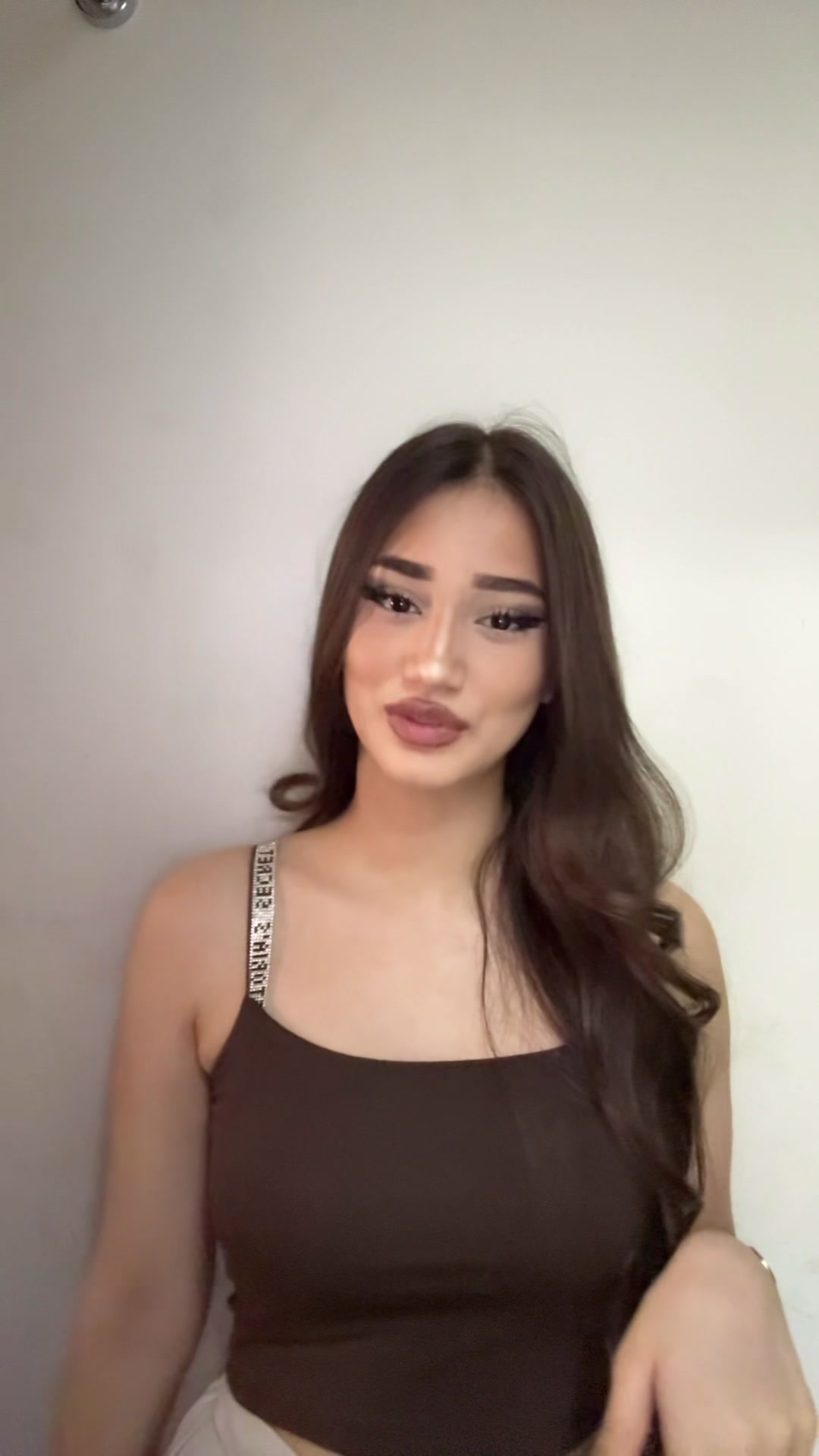 @𝑭