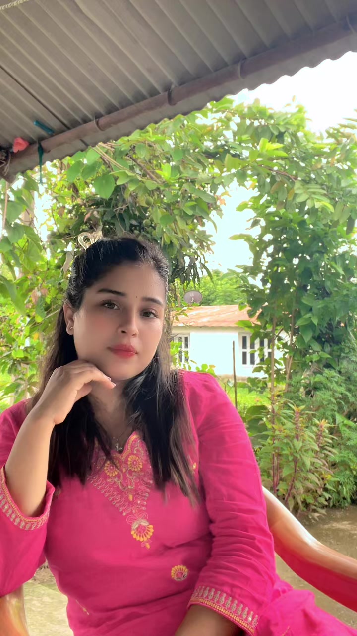@Rupa🥰❤️