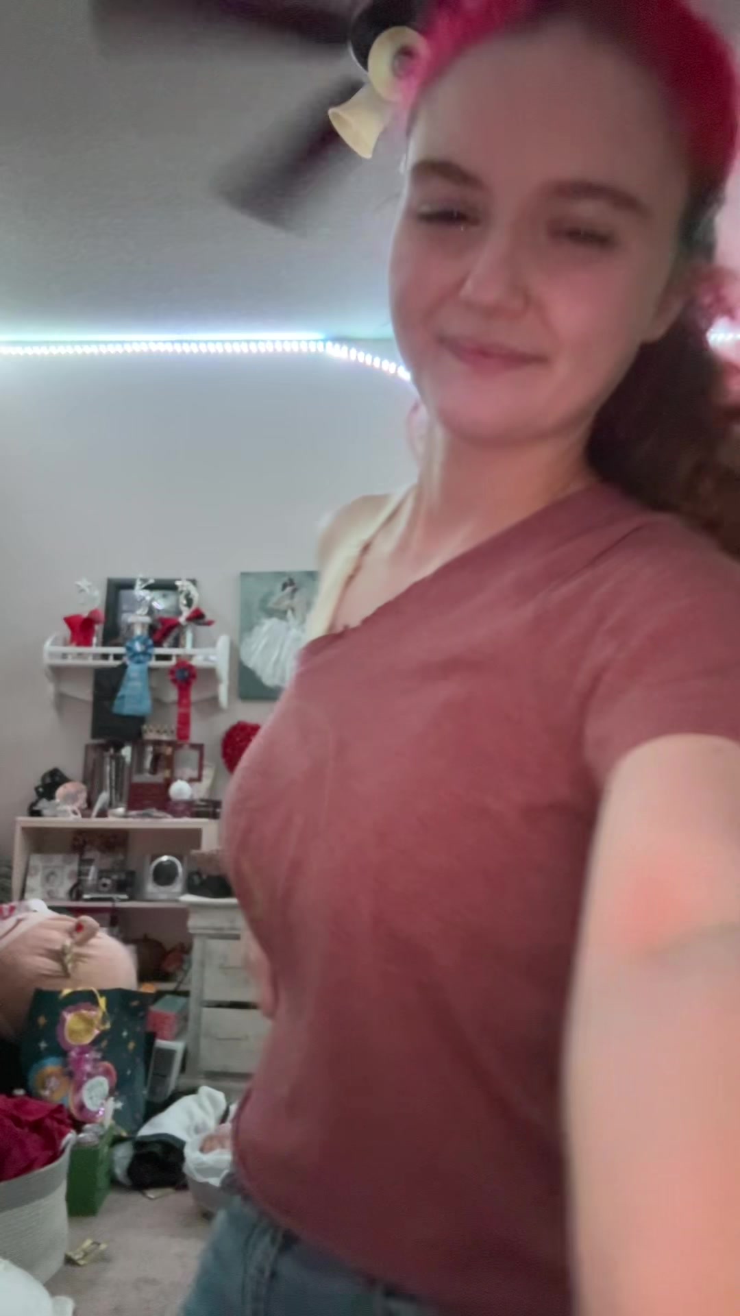 @karleelawson27