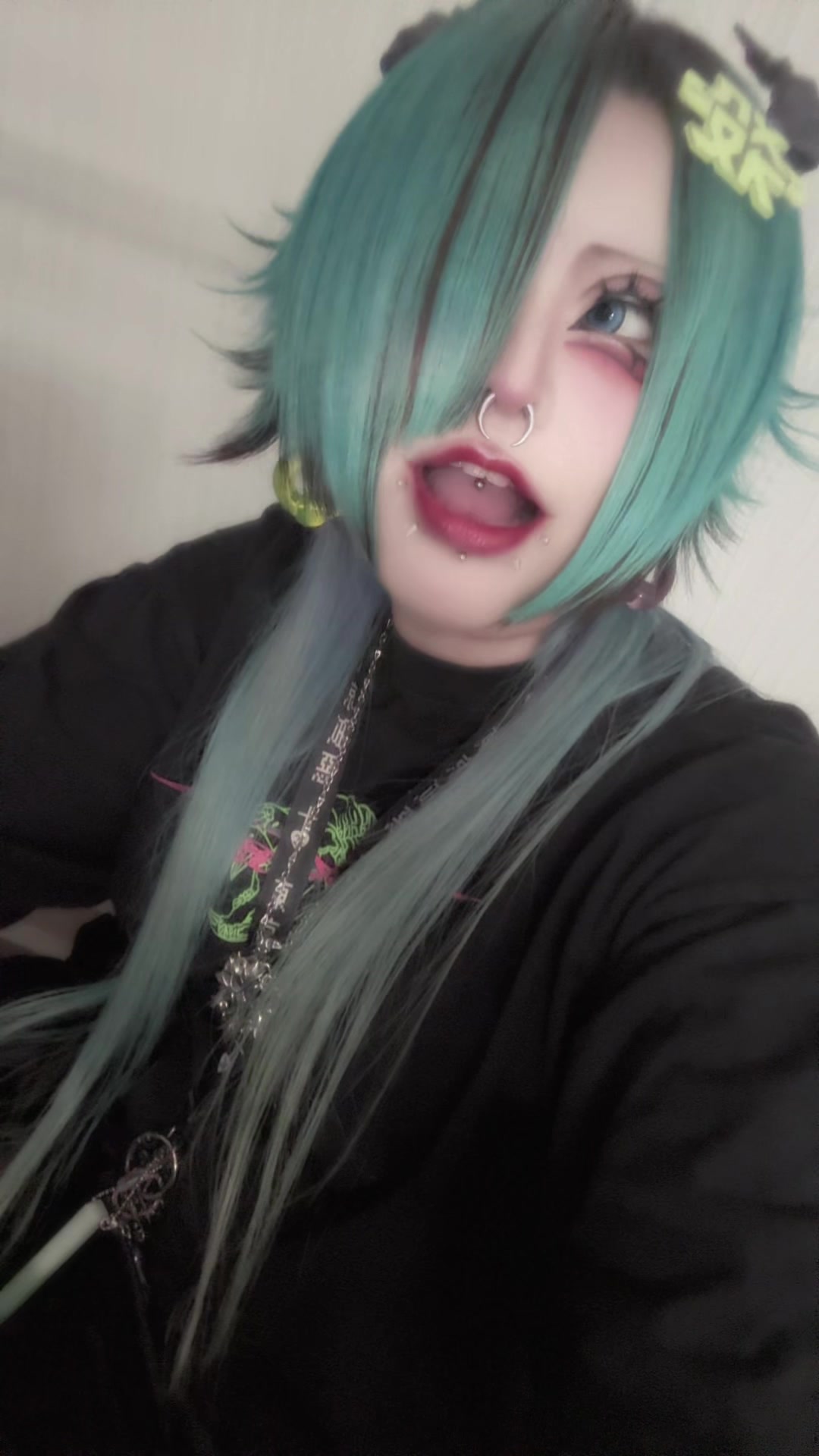 @め