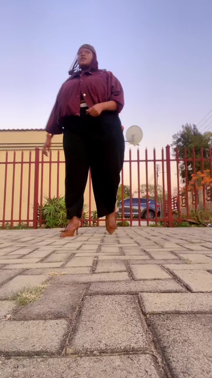 @Tsholofelo Delthia W