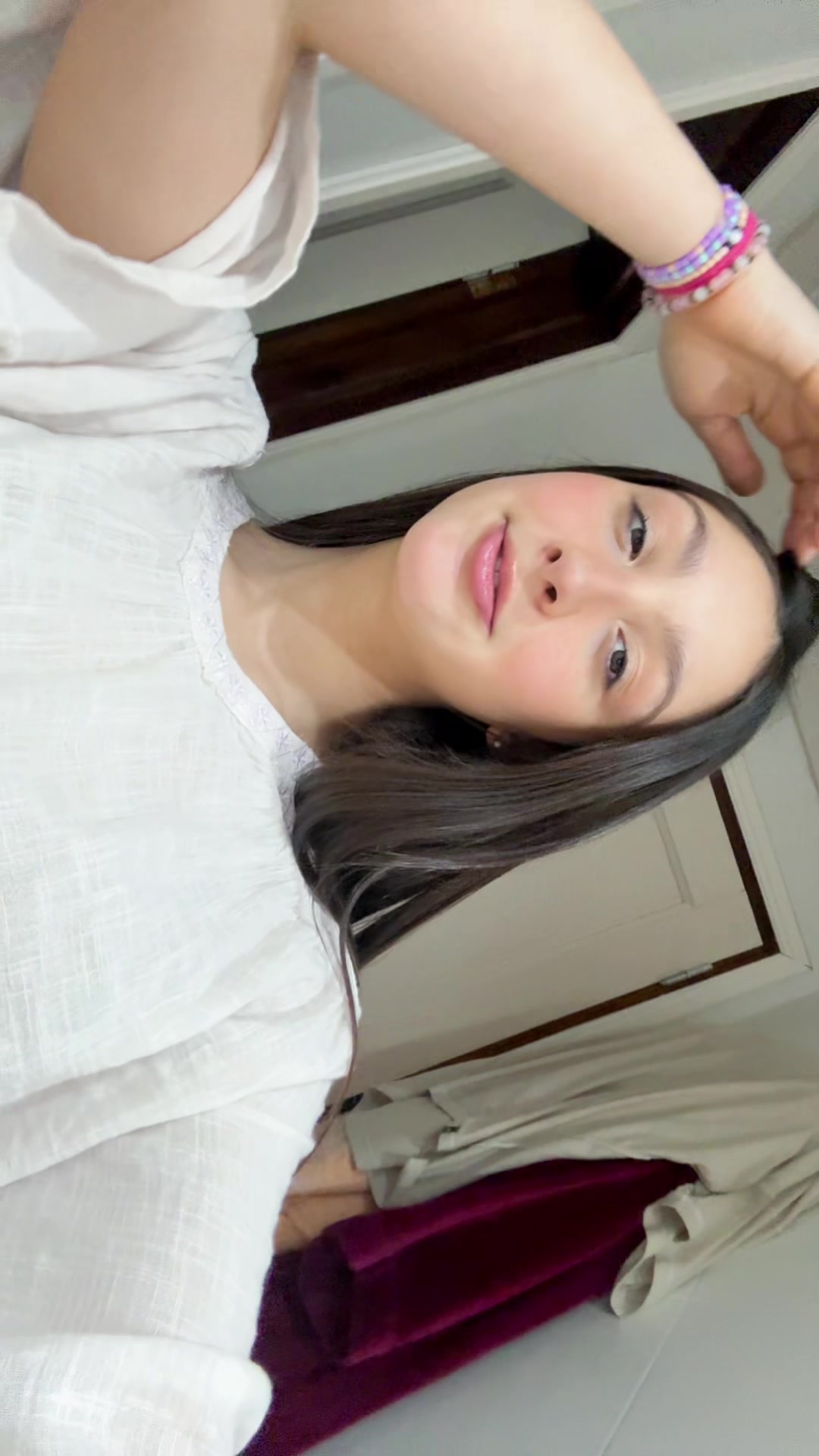 @isamonisamon