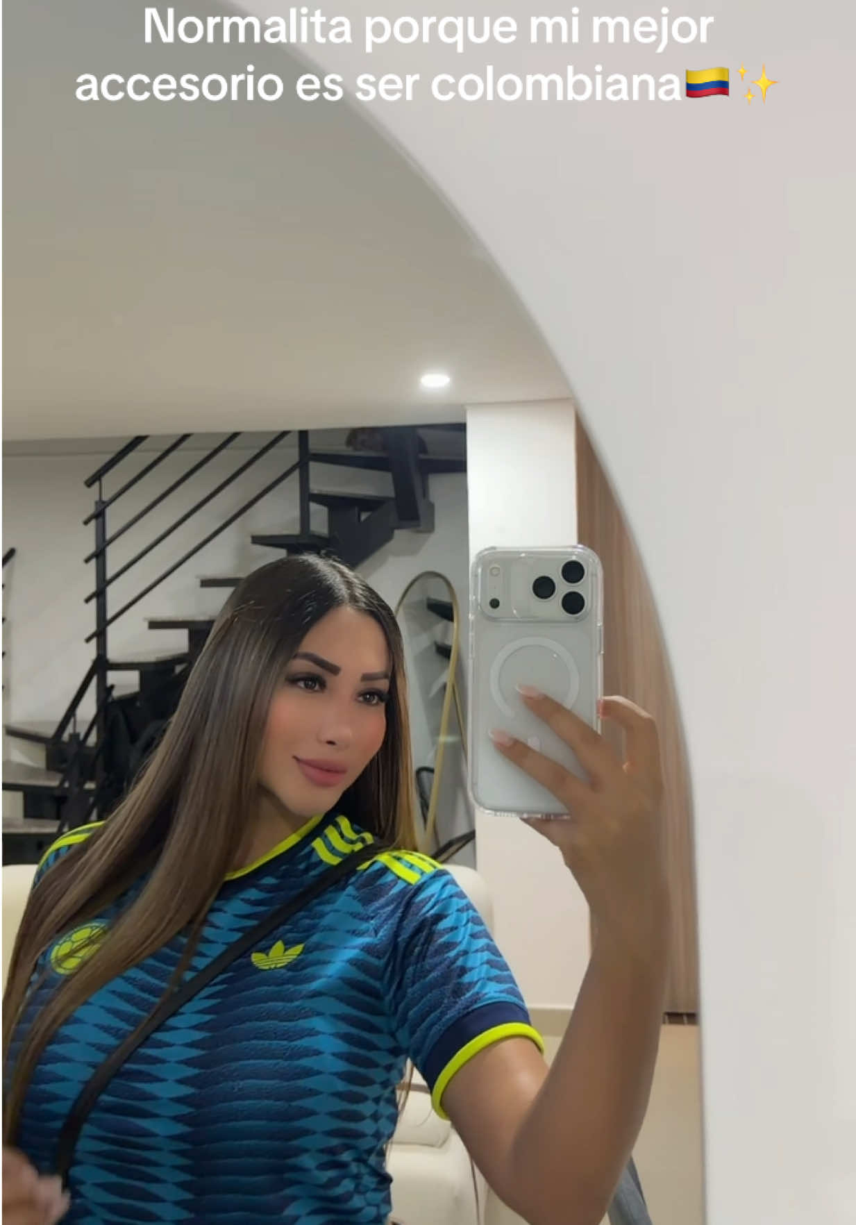 @Valentina ᴱ🤎🪐