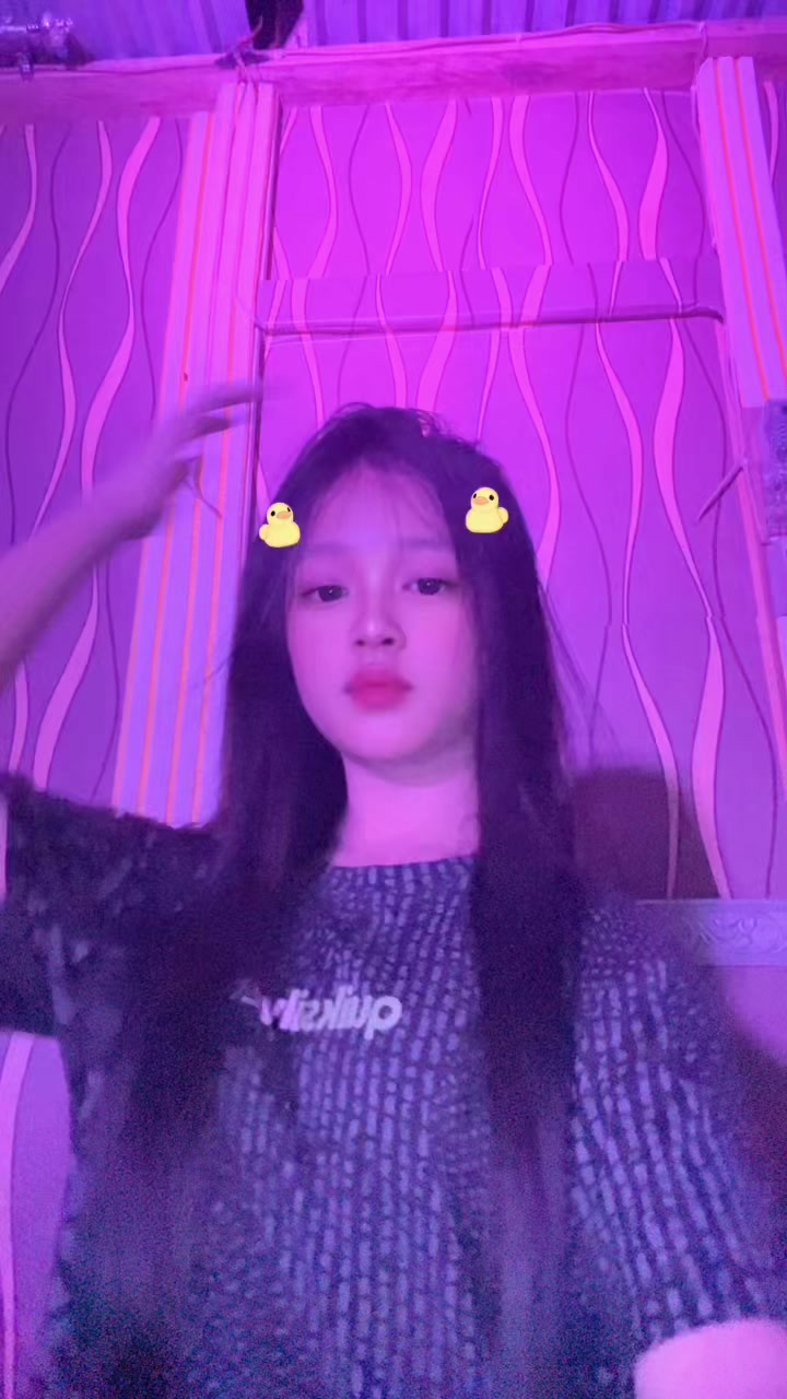@&sect;V / aqila_vercelly15