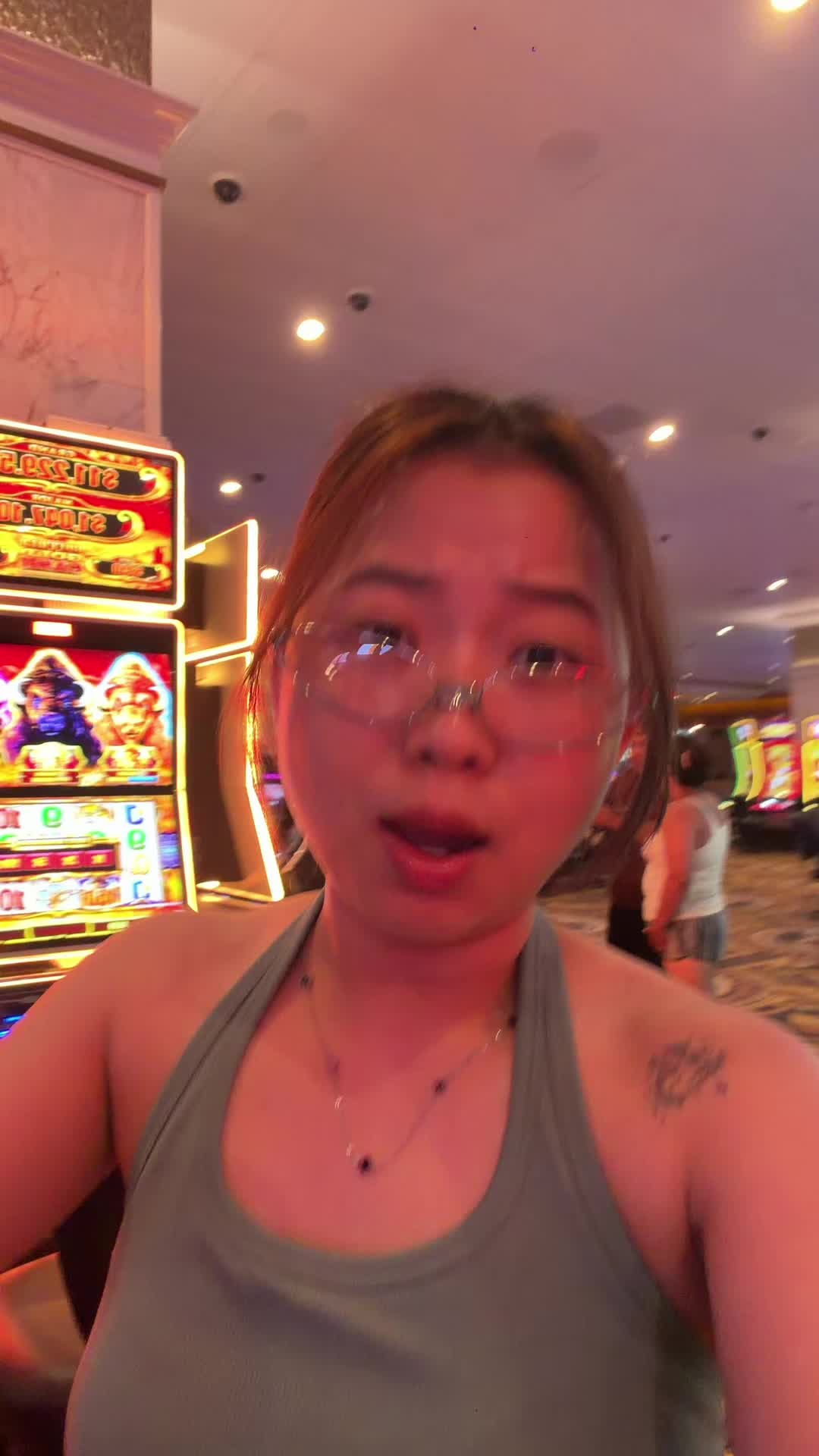 @Chà Lót 🇻🇳🇺🇸