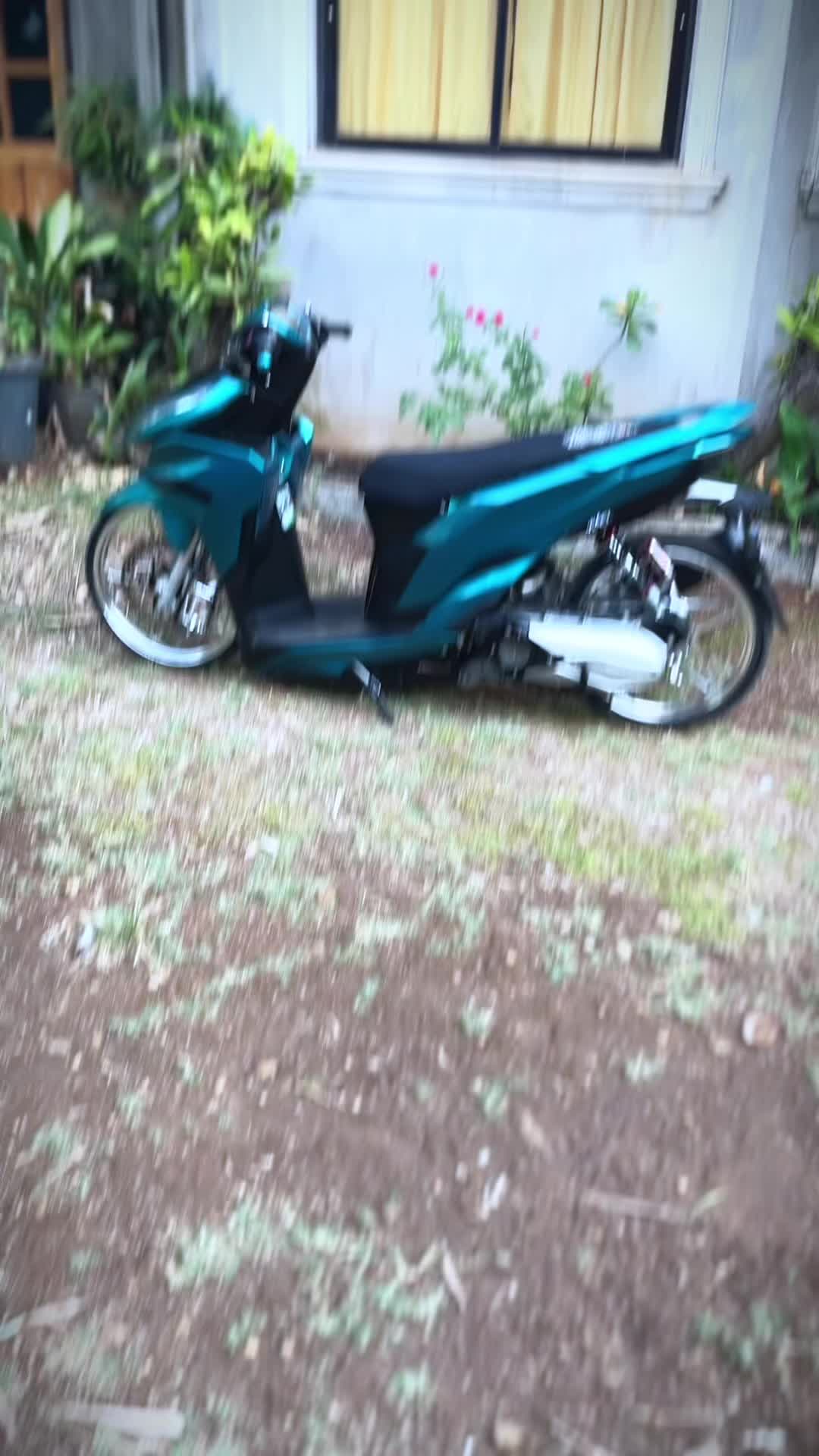 @Ryl🇻🇳