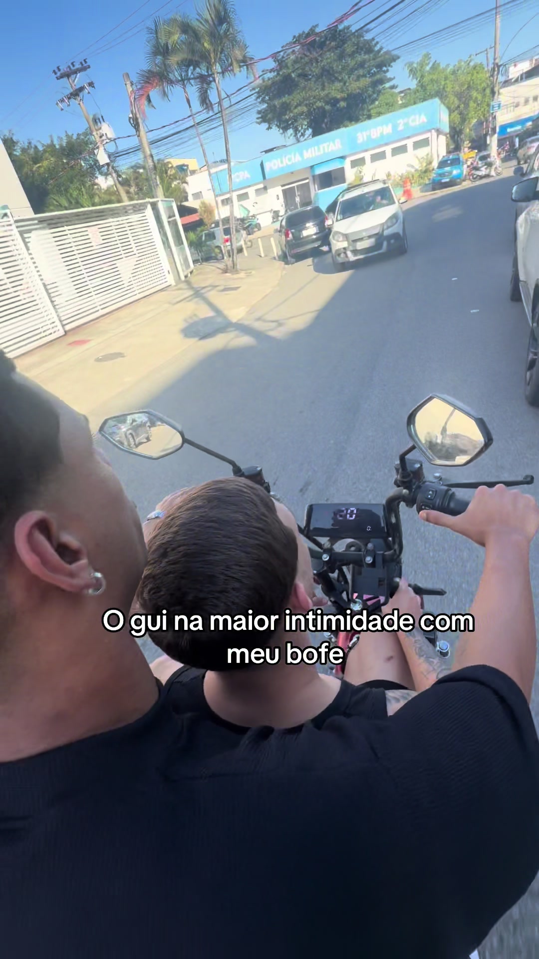 @Milyoliveirao