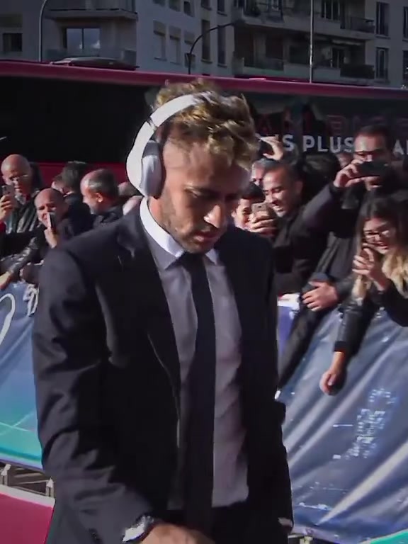 @Njr fake