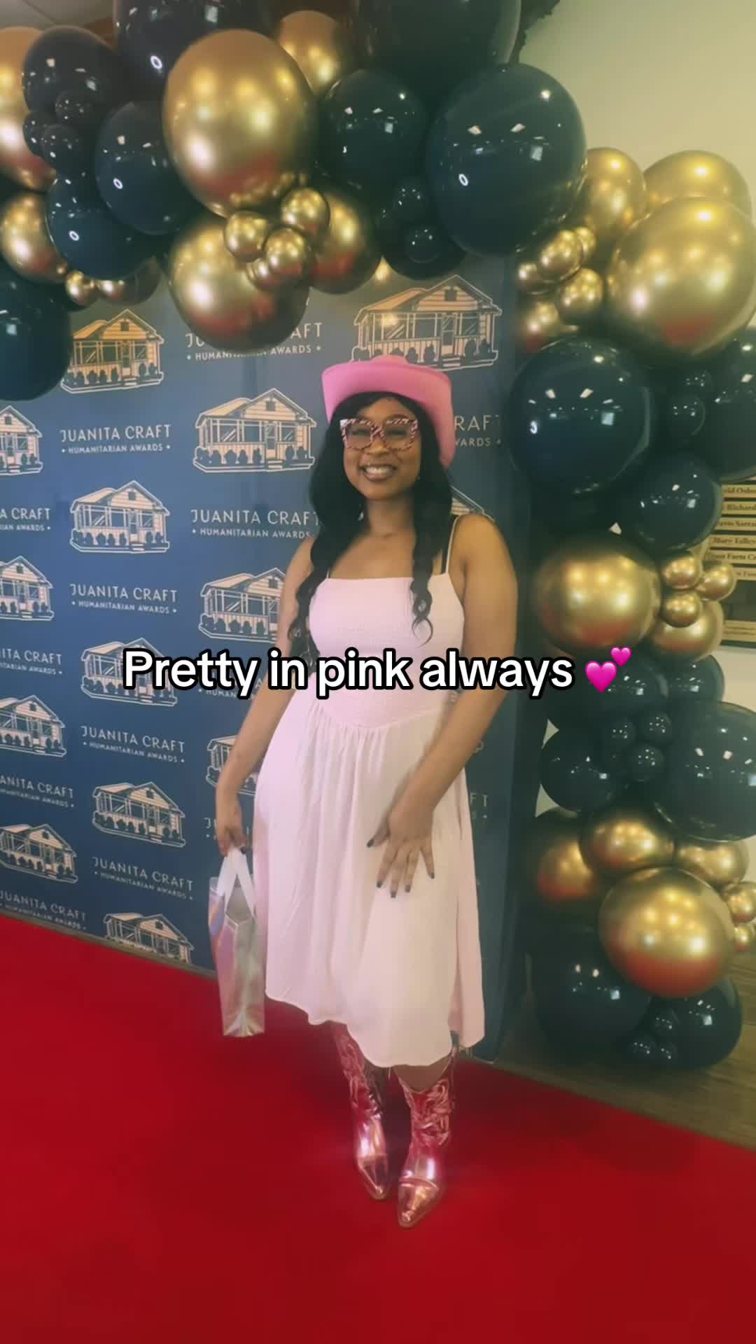 @QweenQweezy